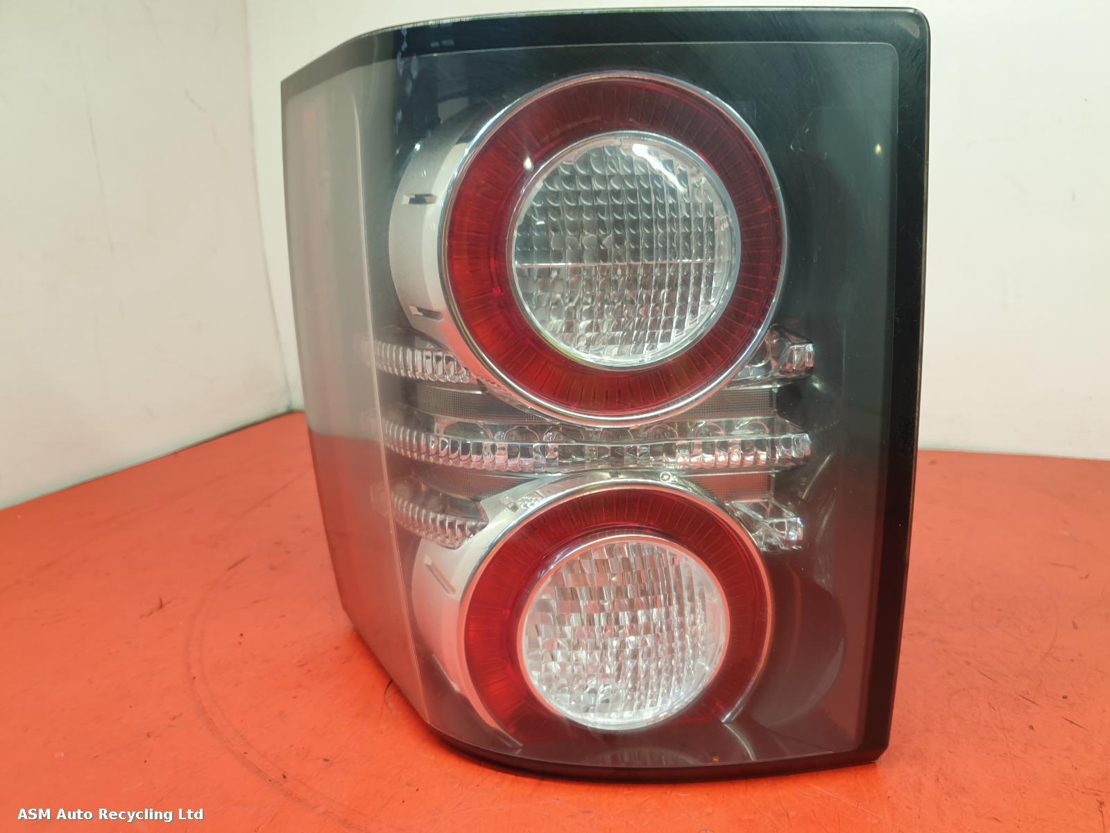 View Auto part R Taillight Land Rover Range Rover 2005