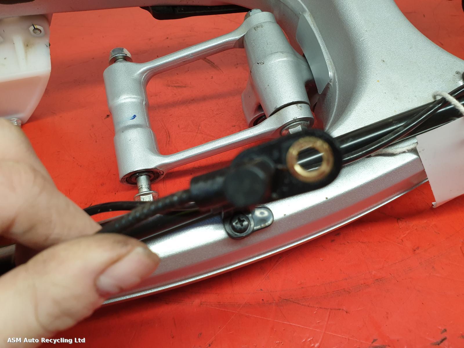 View Auto part Swing Arm Honda Crf 300 Lra-m 2022