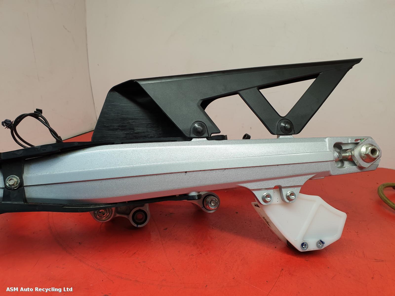 View Auto part Swing Arm Honda Crf 300 Lra-m 2022