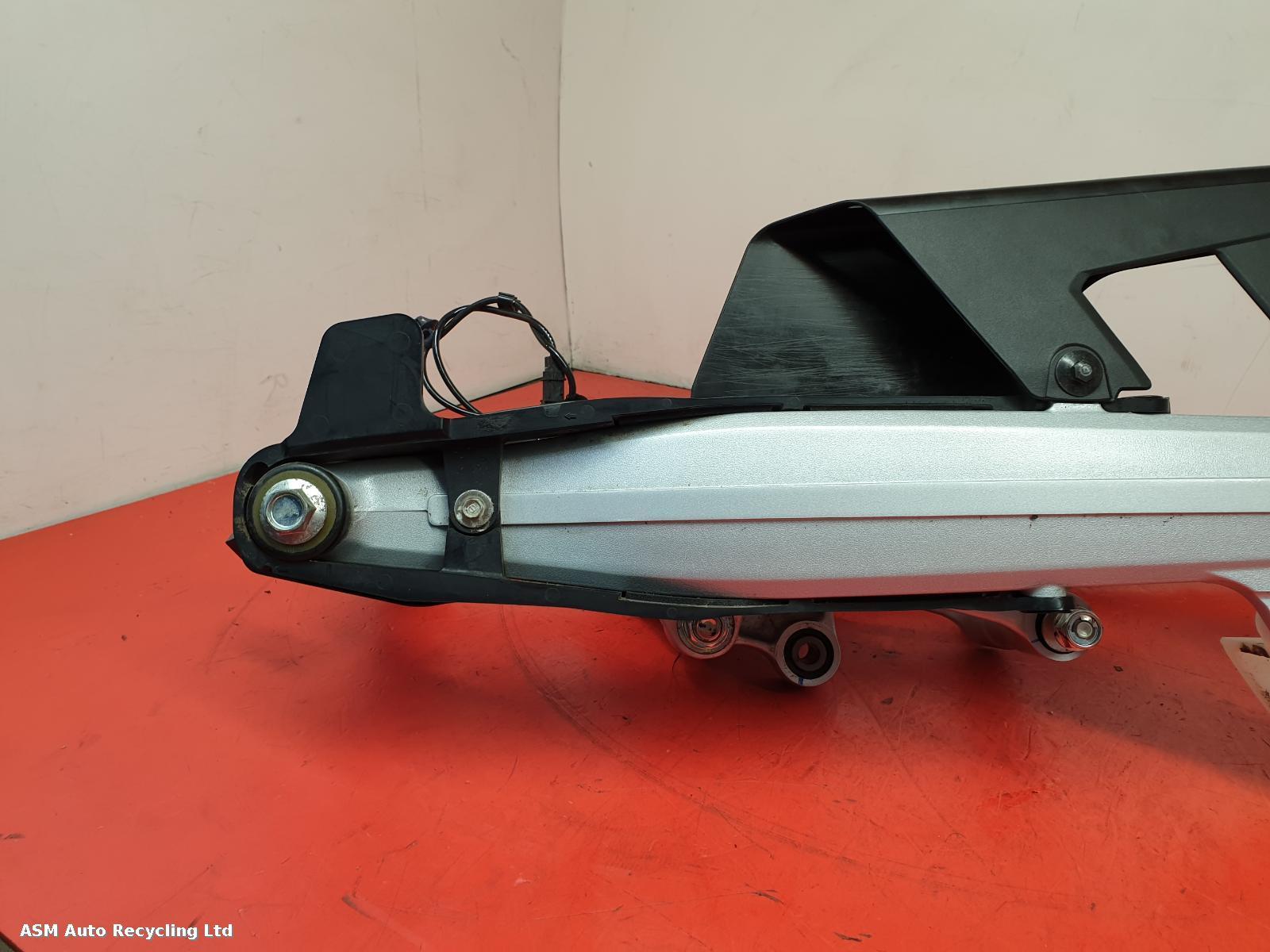 View Auto part Swing Arm Honda Crf 300 Lra-m 2022