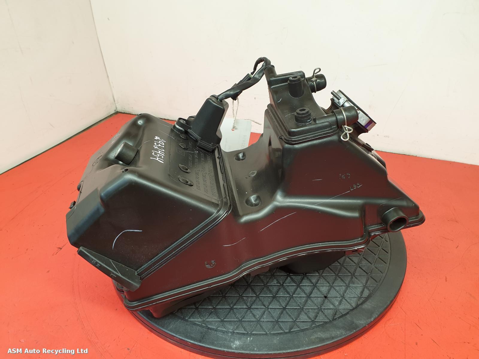 View Auto part Air Cleaner/Box Ktm 125 Duke 2022