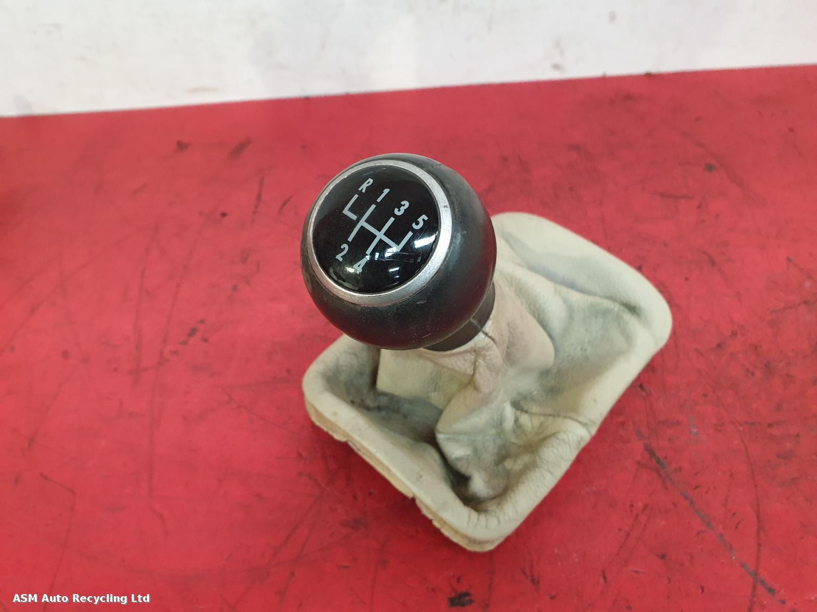 View Auto part Gear Stick/Shifter Volkswagen Beetle 2005