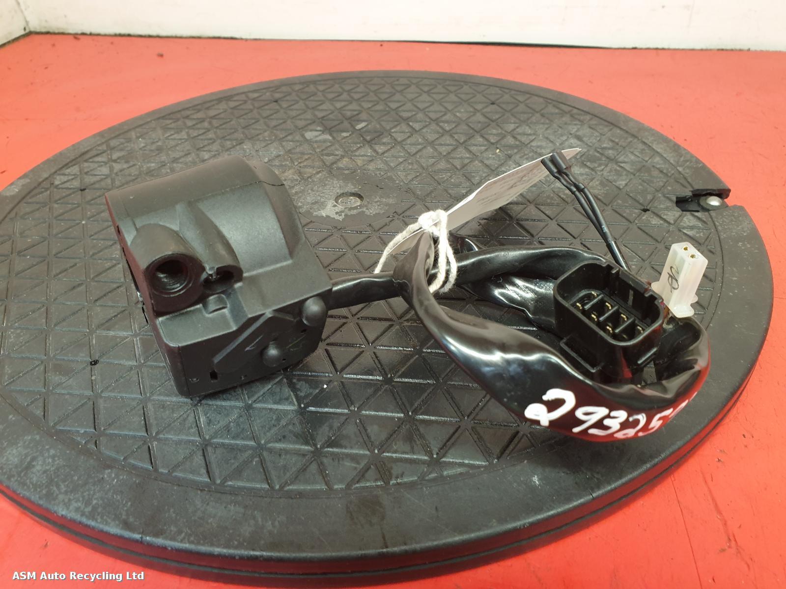 View Auto part LH Switch Gear Ktm 125 Duke 2022