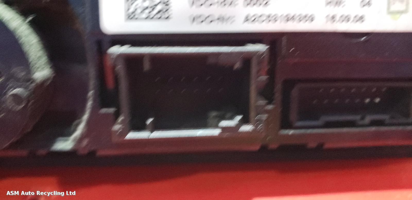 View Auto part Heater/AC Controller Bmw 3 Series 2006