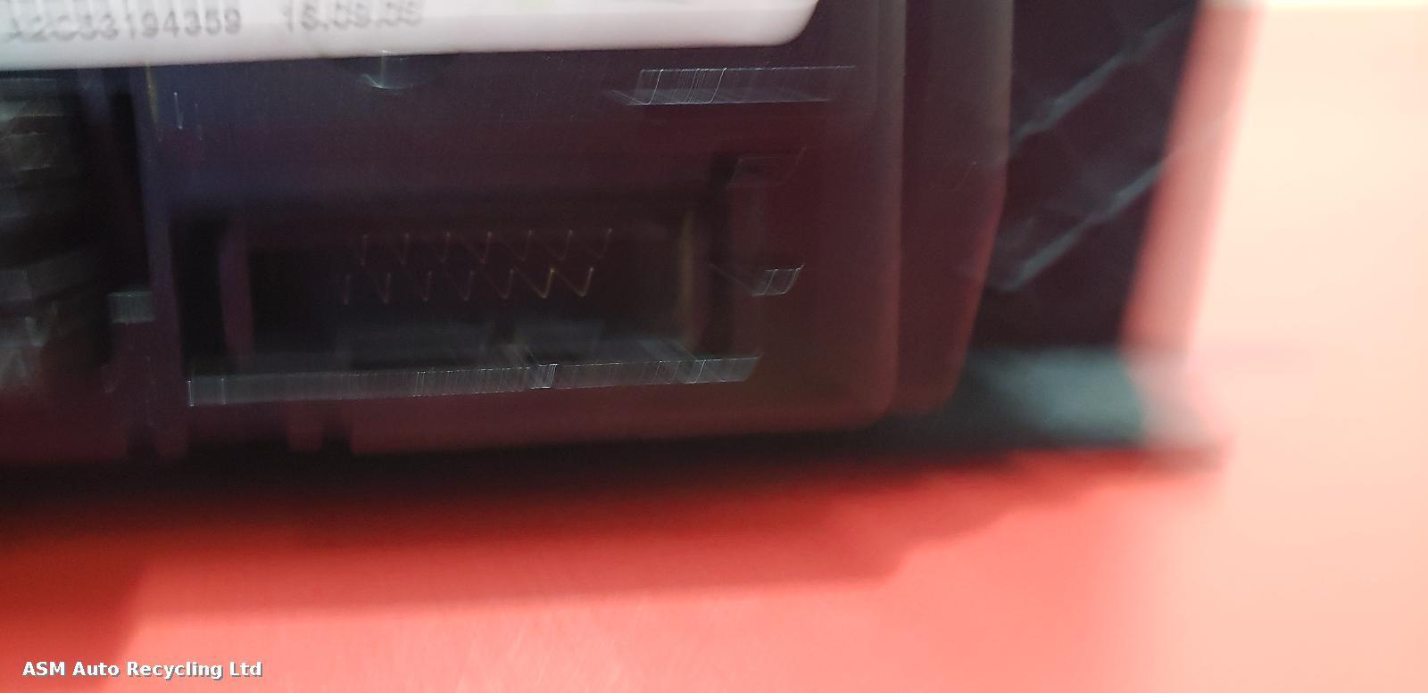 View Auto part Heater/AC Controller Bmw 3 Series 2006