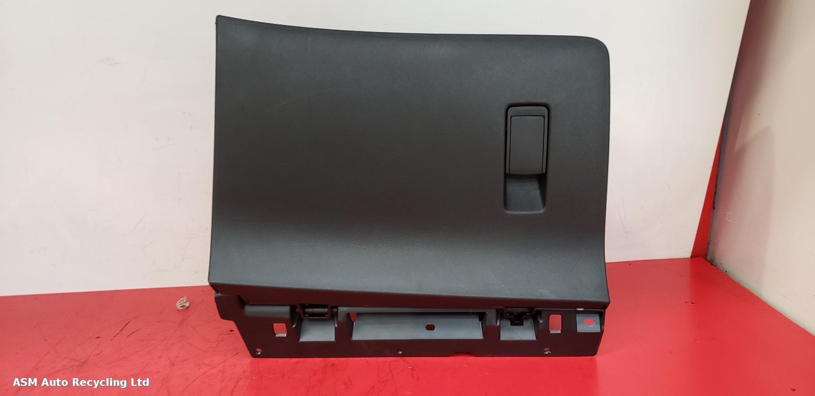 View Auto part Glove Box Peugeot 2008 2022