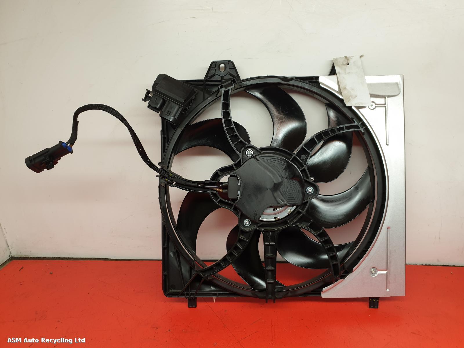 View Auto part Engine Cooling Motor Peugeot 2008 2022
