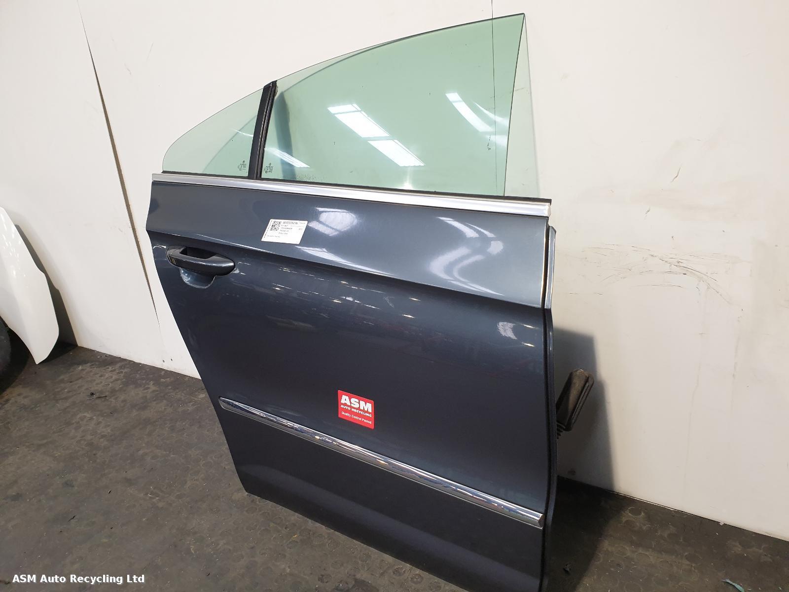 View Auto part R Rear Door Volkswagen Passat Cc 2013