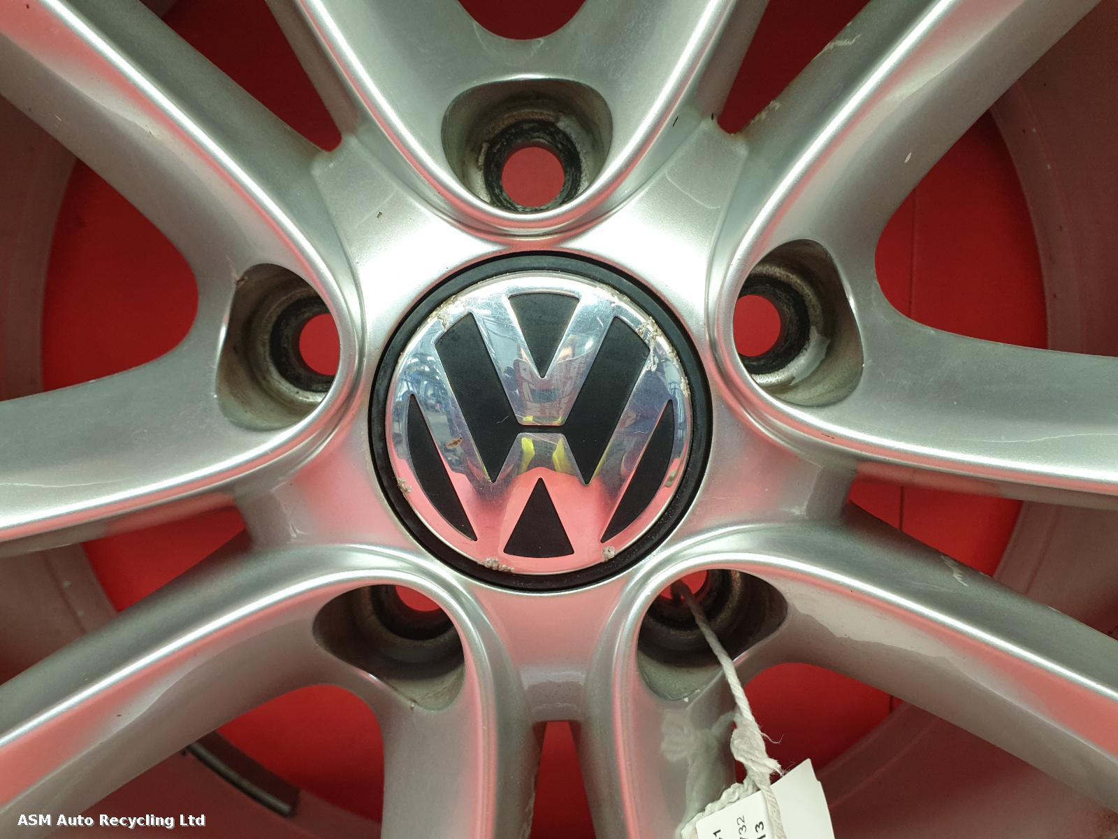 View Auto part Wheel Volkswagen Passat Cc 2013