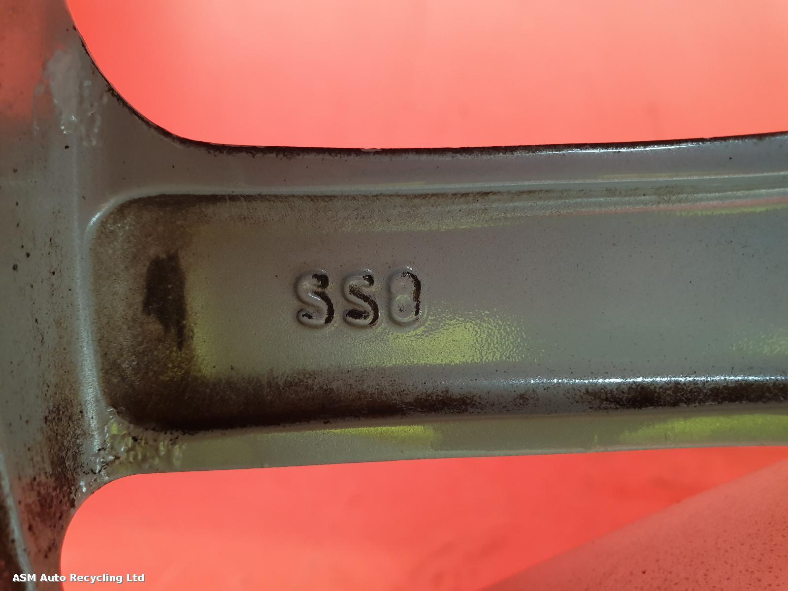 View Auto part Wheel Volkswagen Passat Cc 2013