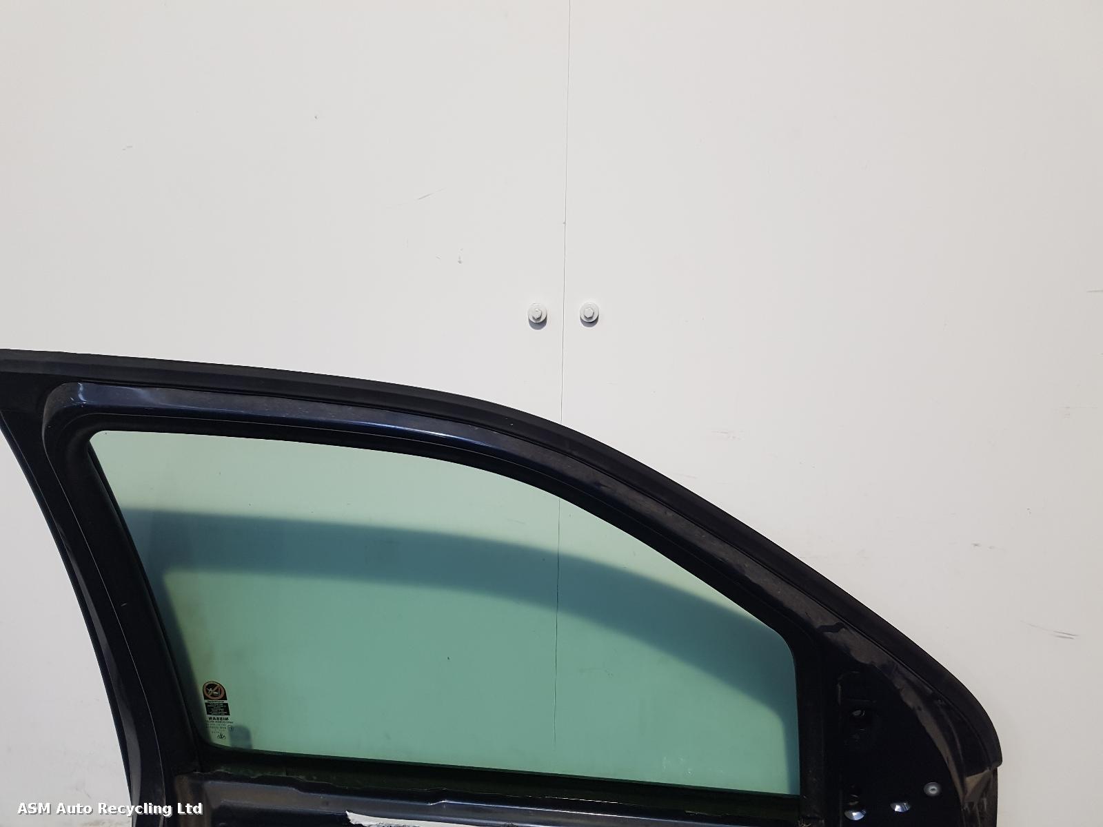 View Auto part L Front Door Nissan Pathfinder 2007