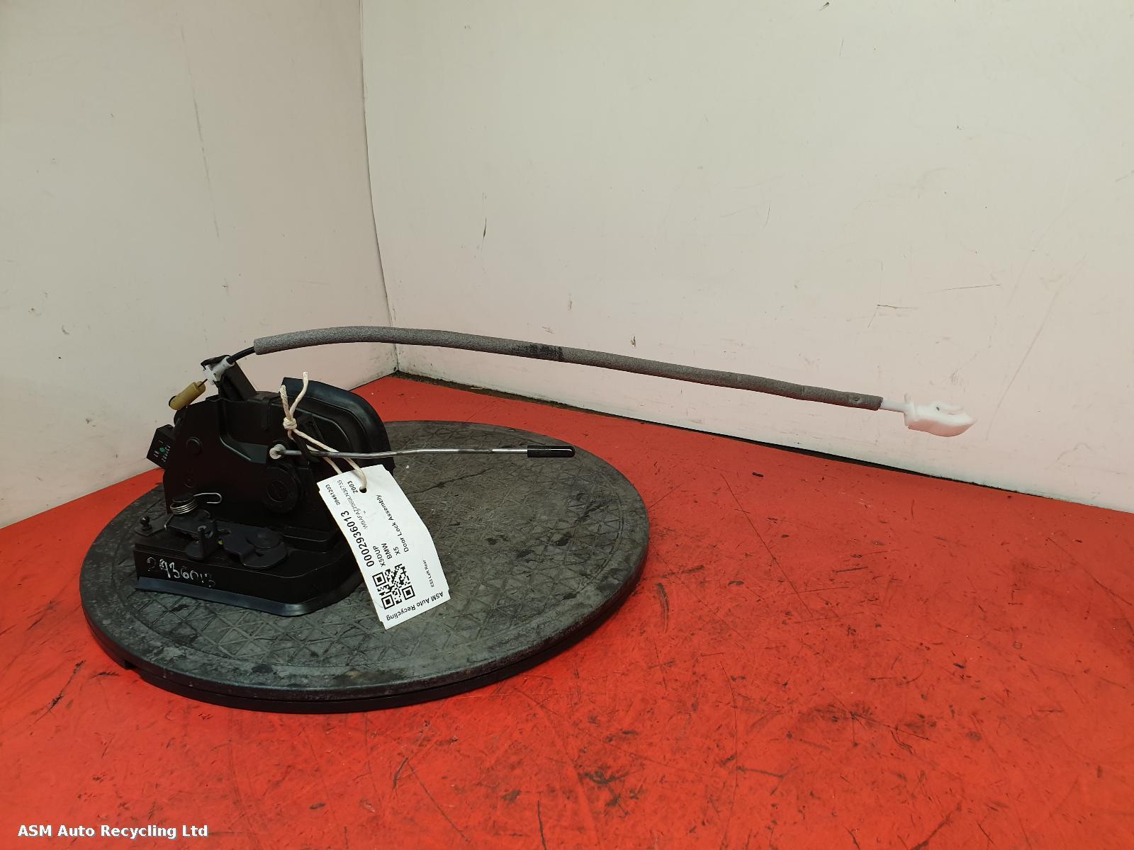 View Auto part Door Lock Assembly Bmw X5 2003