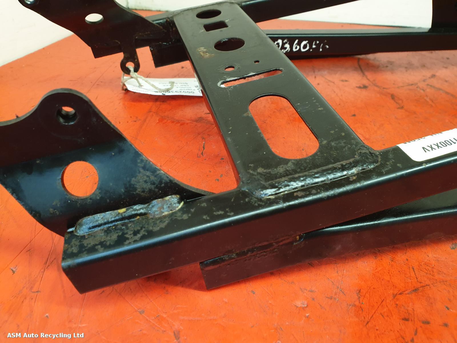 View Auto part Rear Subframe Honda Cbr 1100 Xx 1996