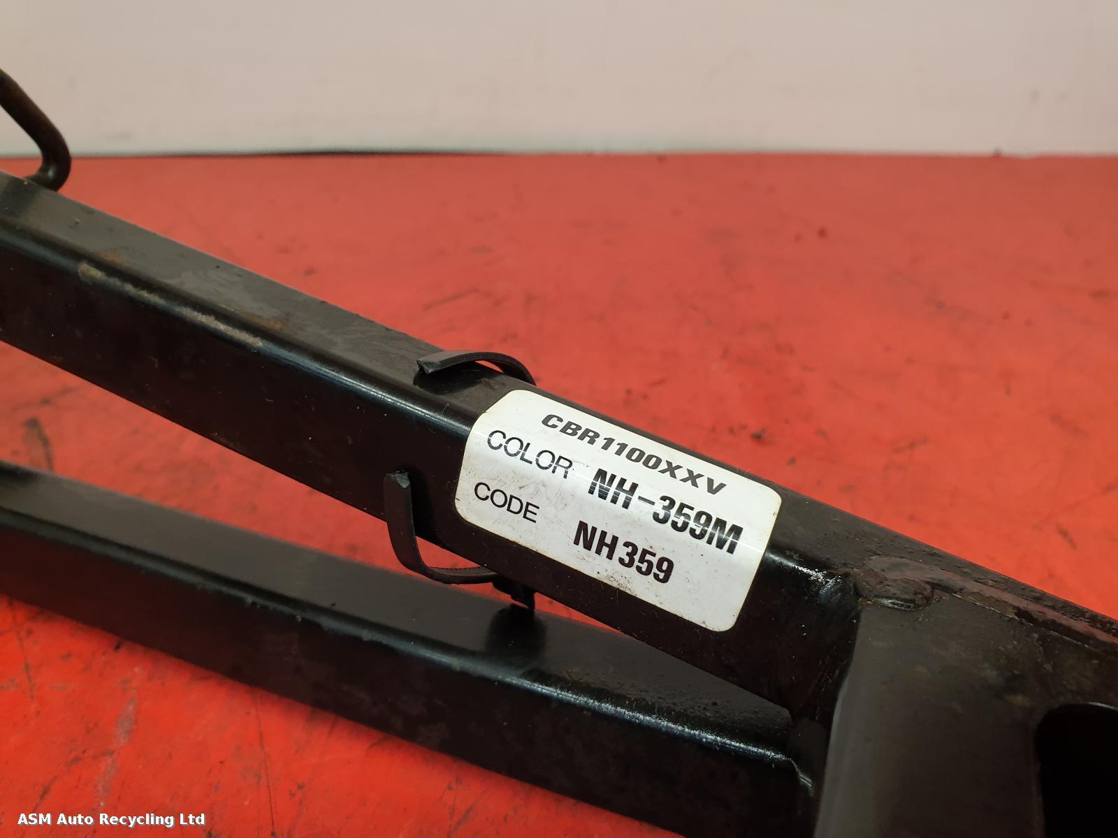 View Auto part Rear Subframe Honda Cbr 1100 Xx 1996