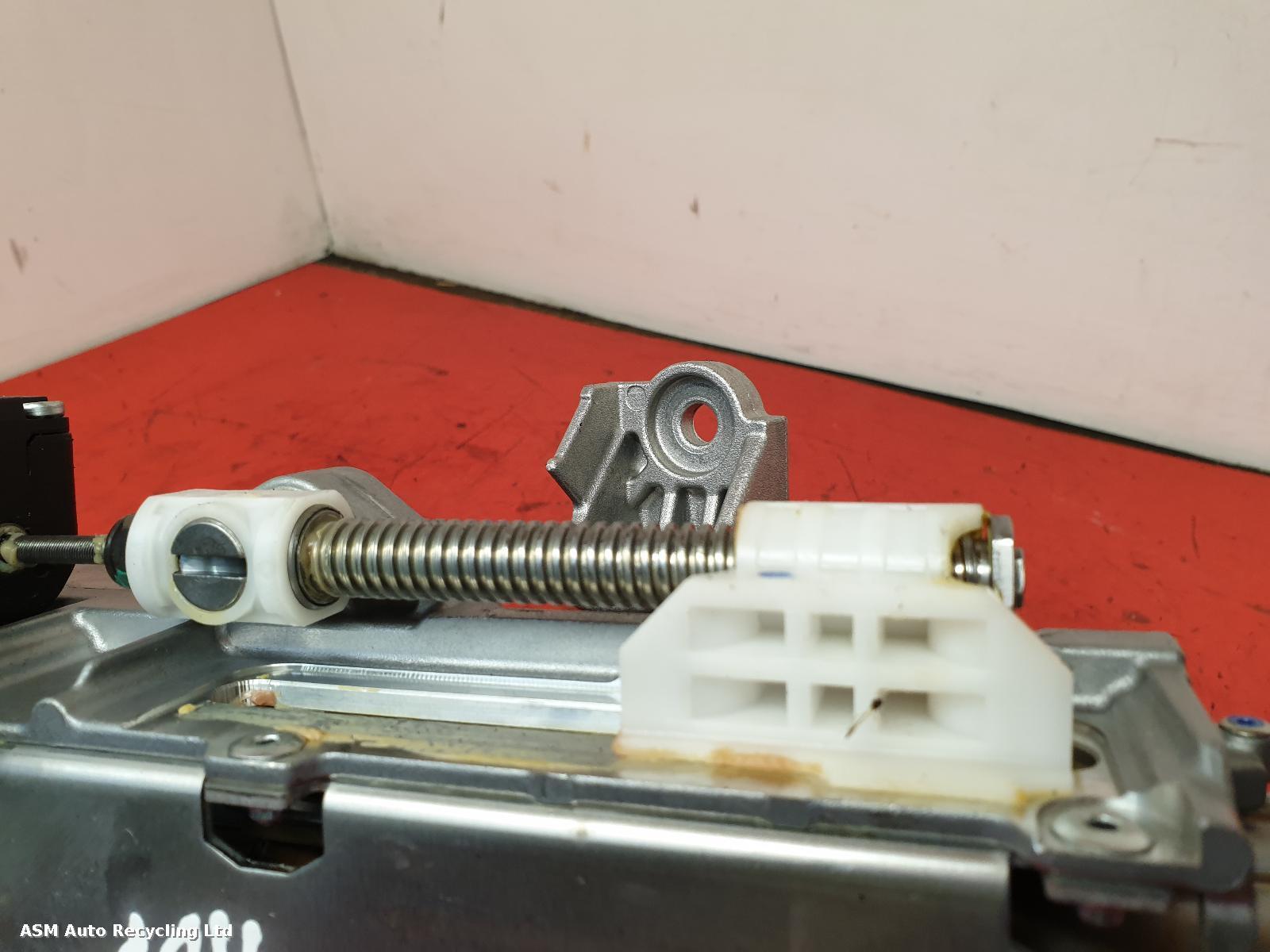 View Auto part Column Bmw 7 Series 2018
