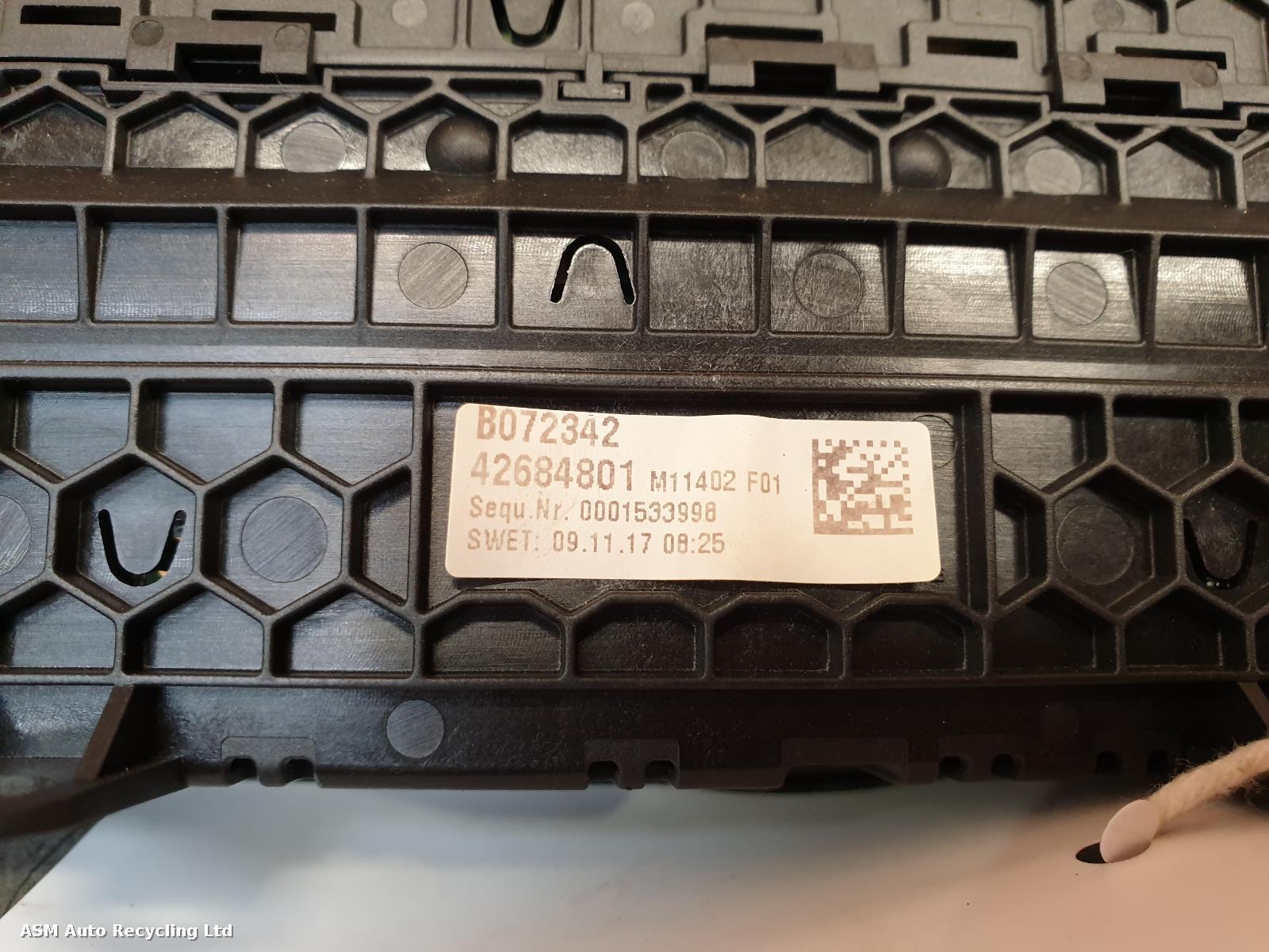 View Auto part Heater/AC Controller Bmw 7 Series 2018