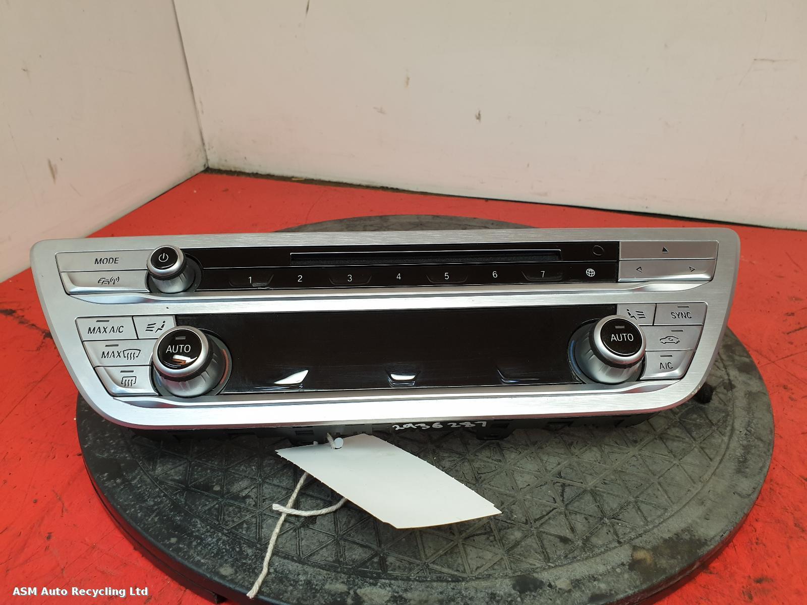View Auto part Heater/AC Controller Bmw 7 Series 2018