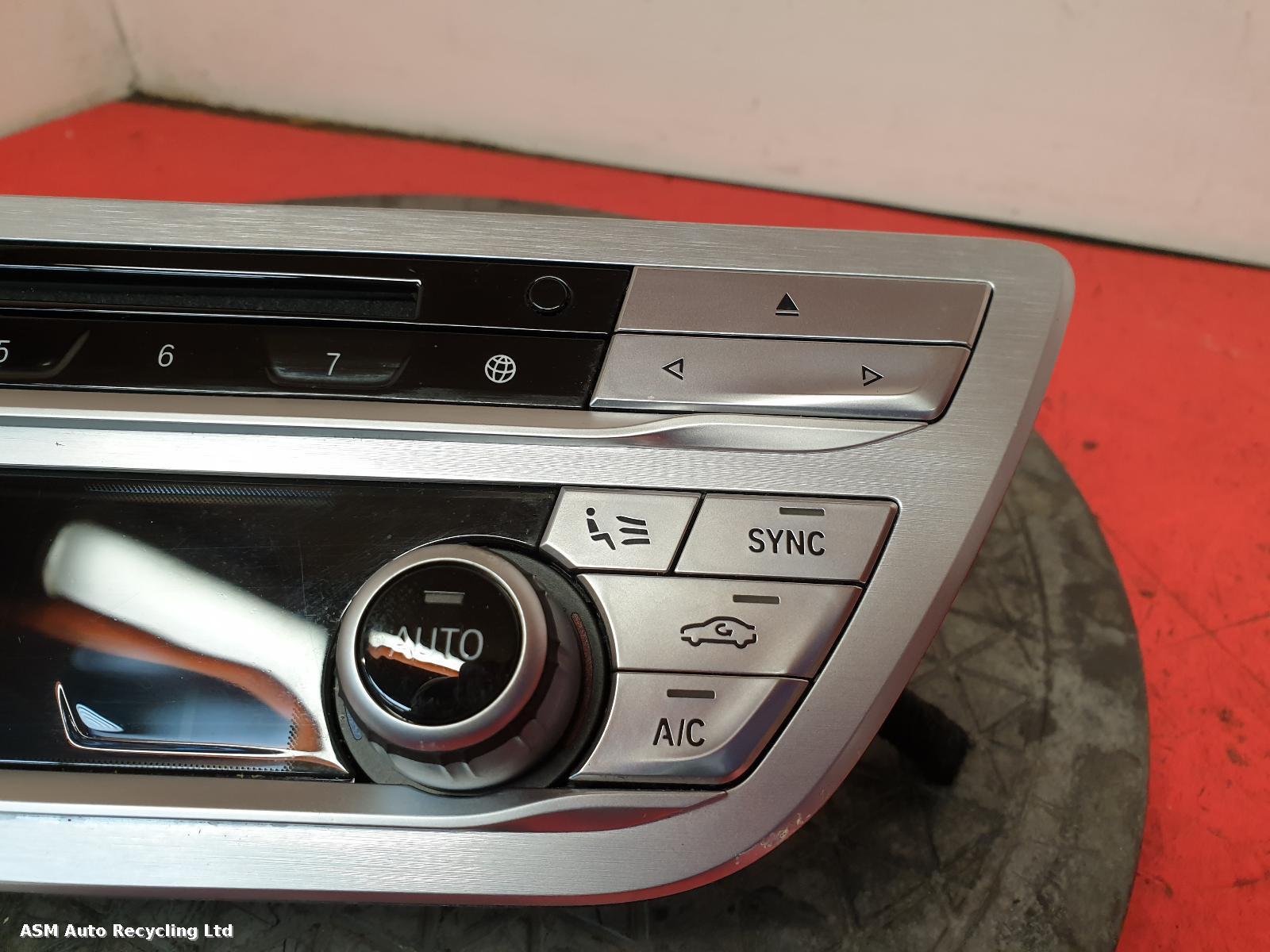 View Auto part Heater/AC Controller Bmw 7 Series 2018