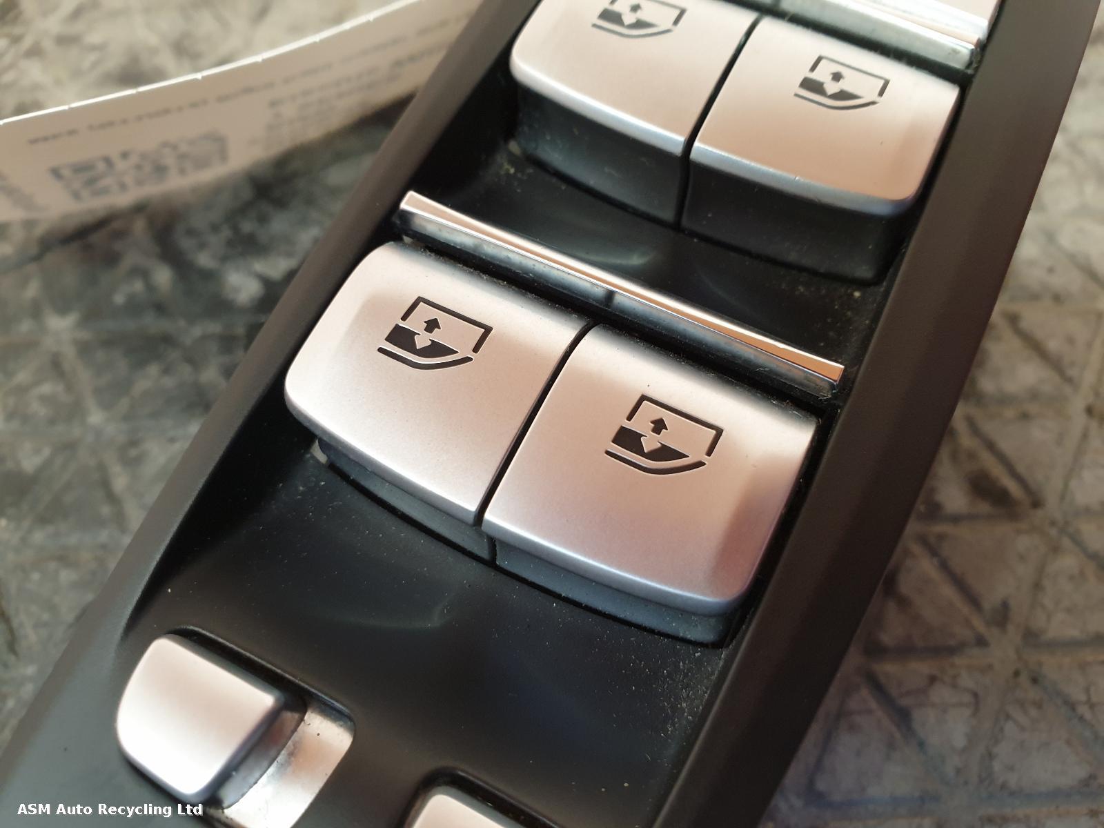 View Auto part Elect. Window Switch Bmw 7 Series 2018