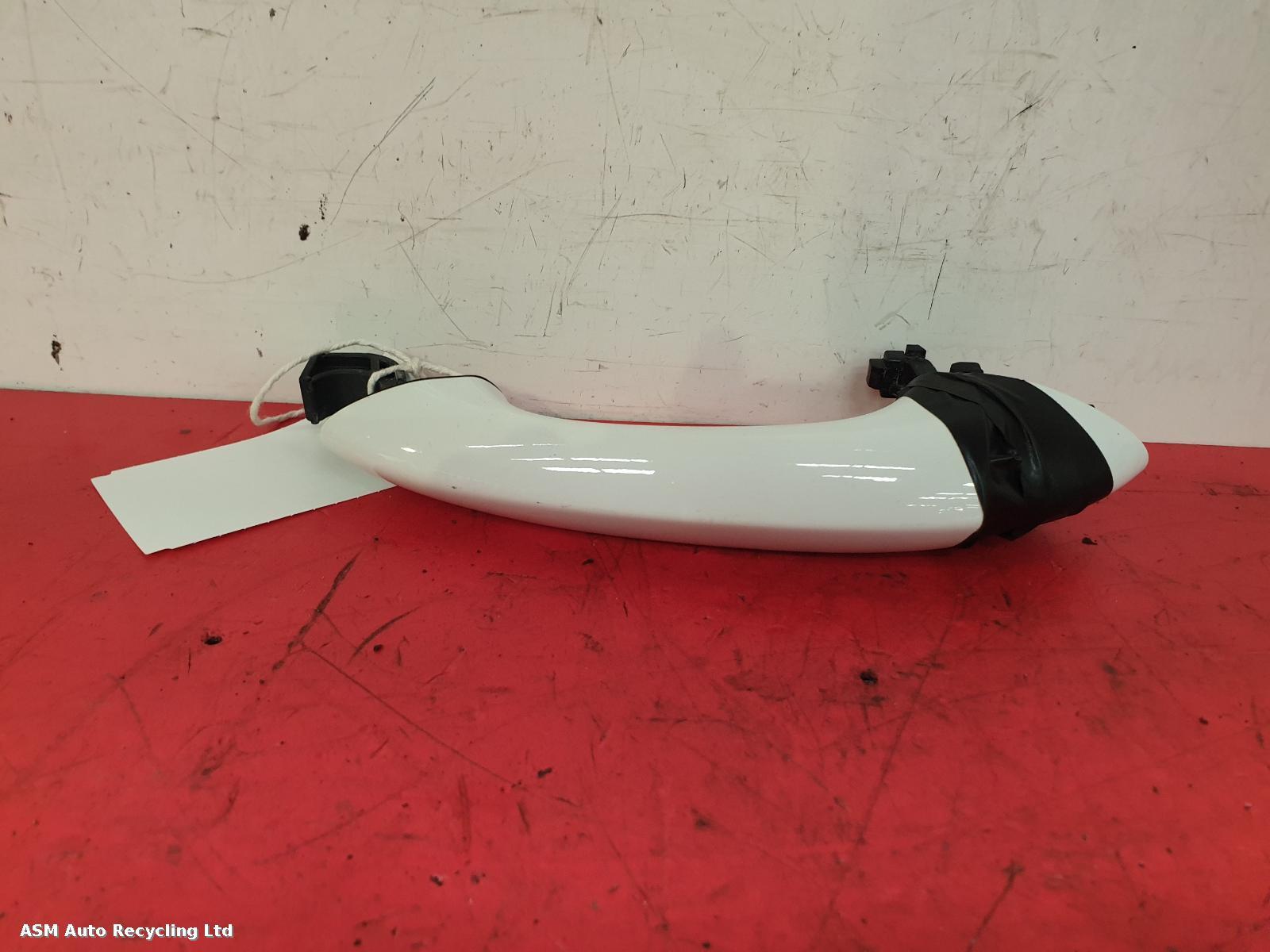 View Auto part Door Handle Vauxhall Astra 2017