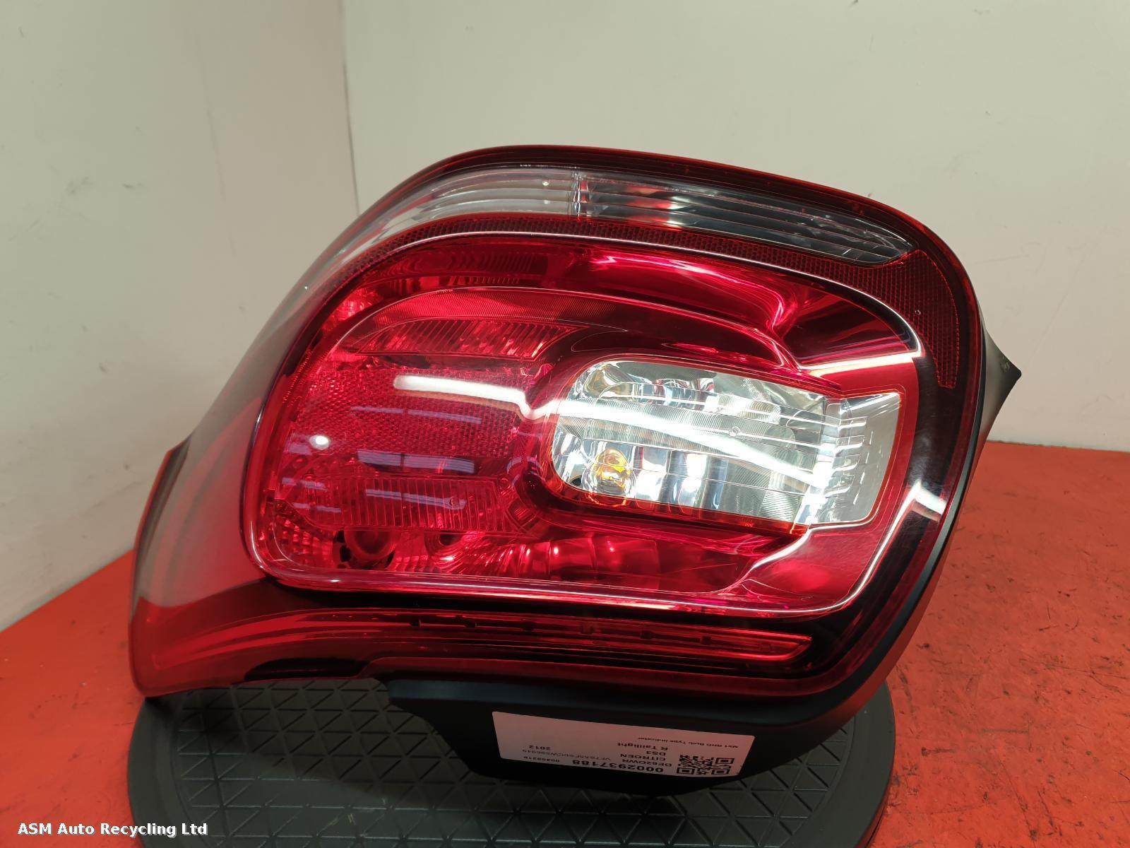 View Auto part R Taillight Citroen Ds3 2012