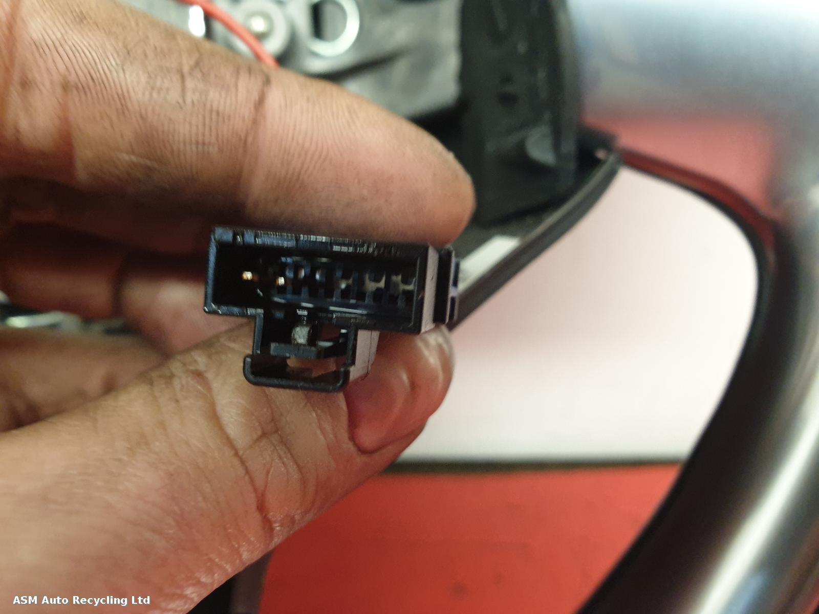 View Auto part Steering Wheel Citroen Ds3 2012