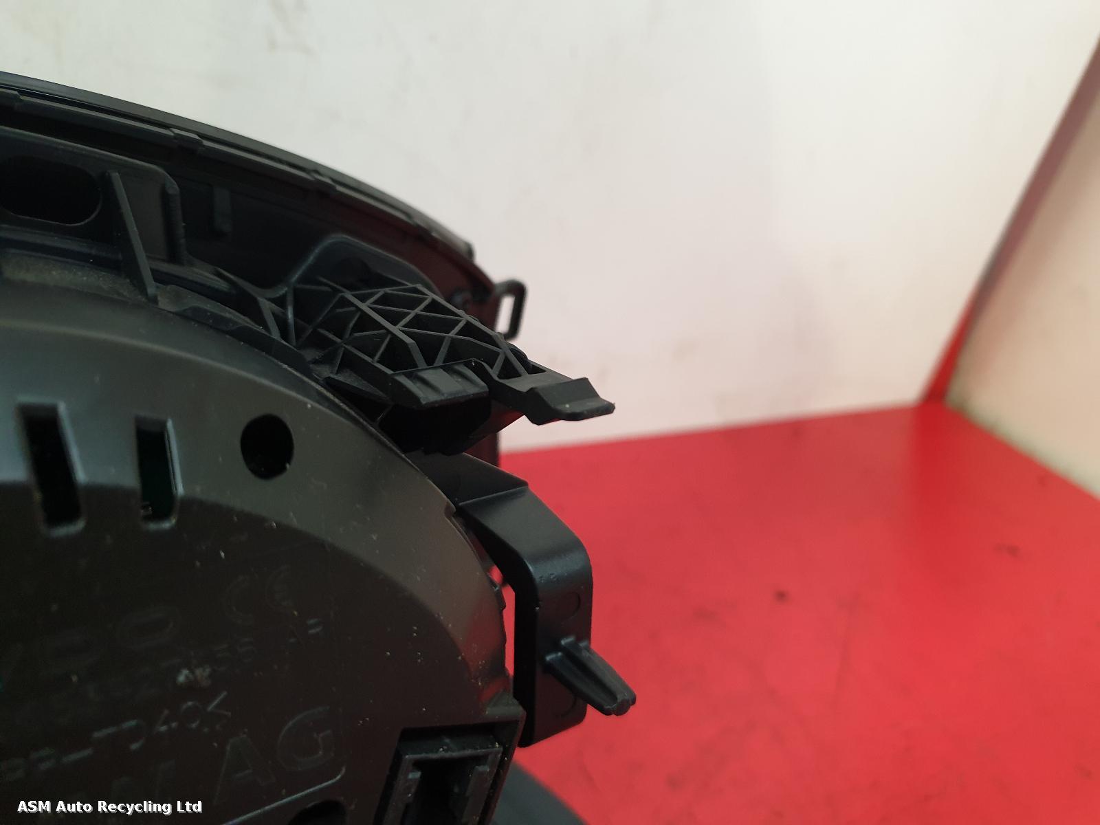View Auto part Speedometer Volkswagen Golf 2014