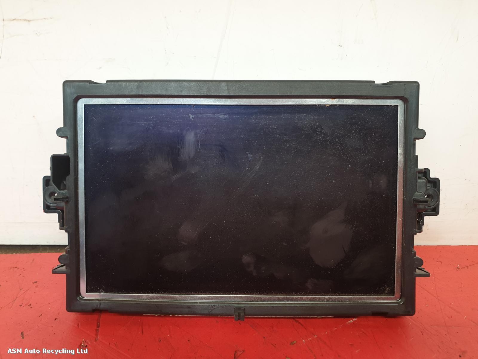 View Auto part Radio Display Mercedes C Class 2012