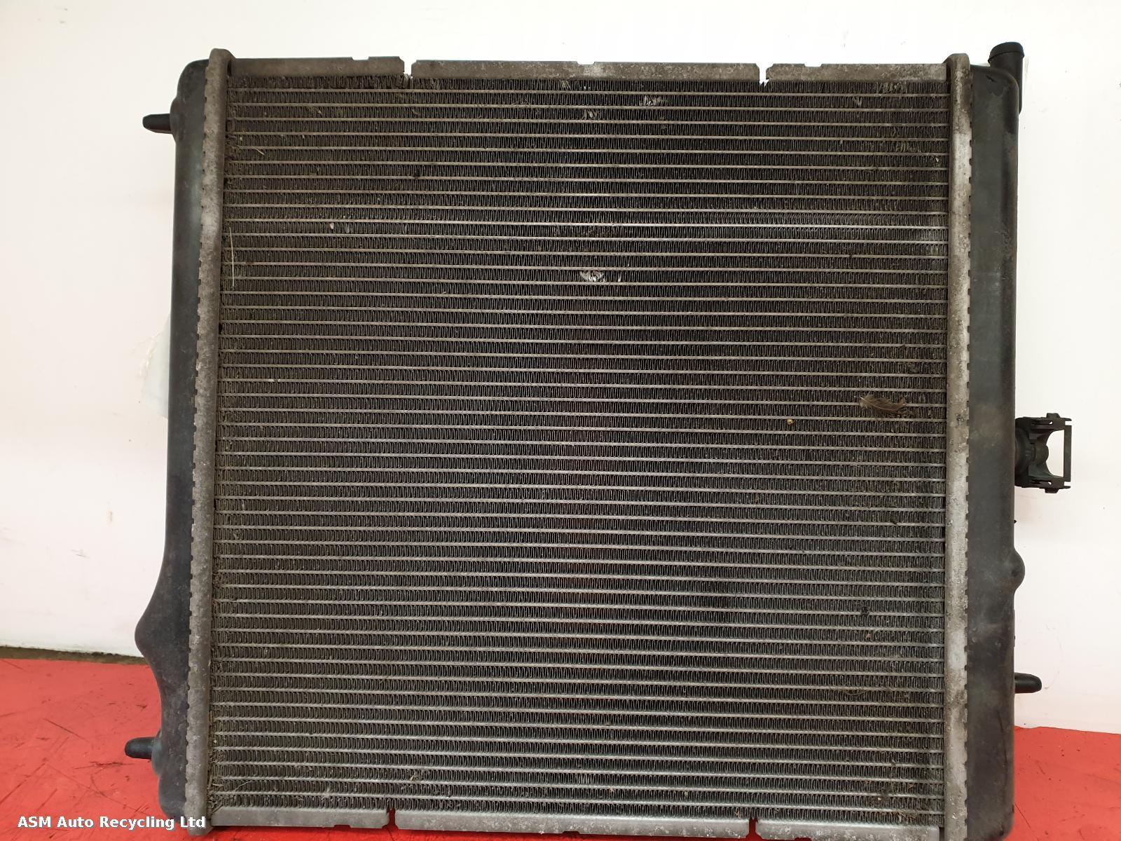 View Auto part Radiator Citroen Ds3 2012