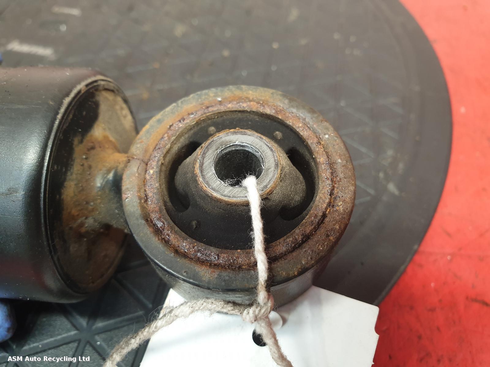 View Auto part RR Strut Fiat 500 2008