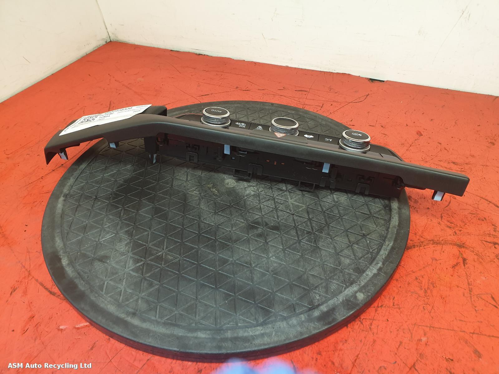View Auto part Heater/AC Controller Honda Jazz 2020