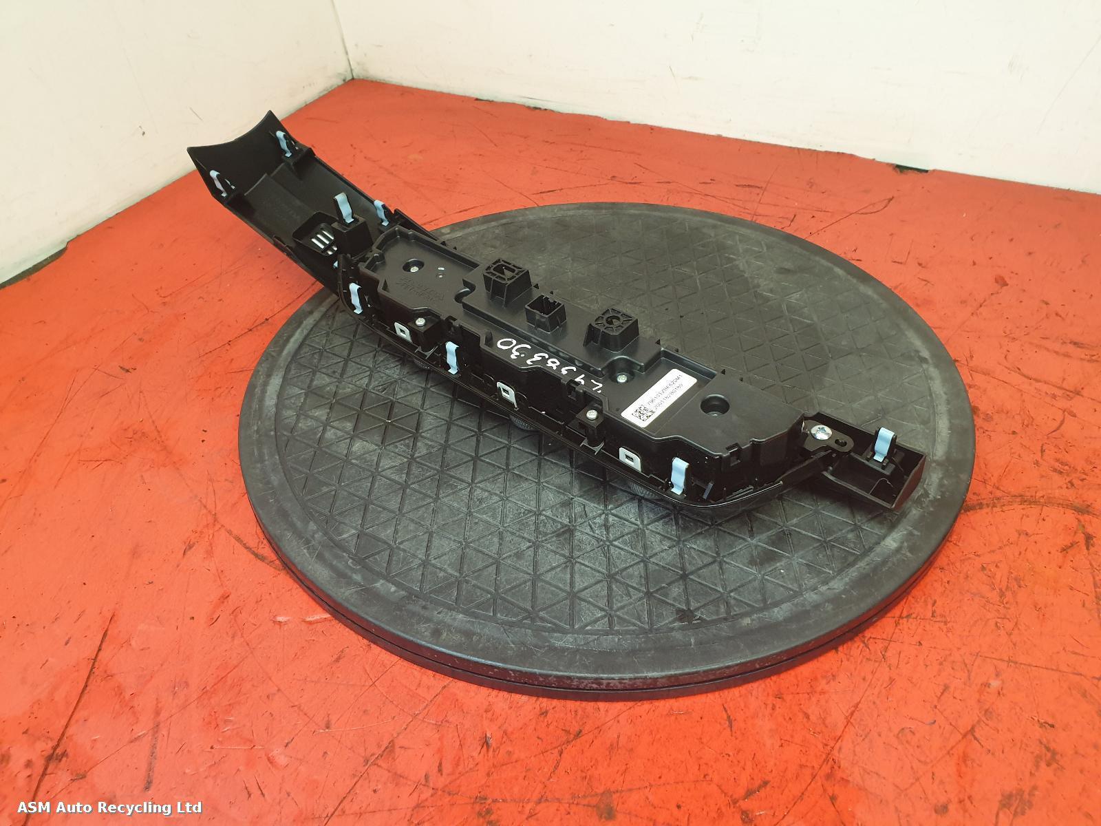 View Auto part Heater/AC Controller Honda Jazz 2020