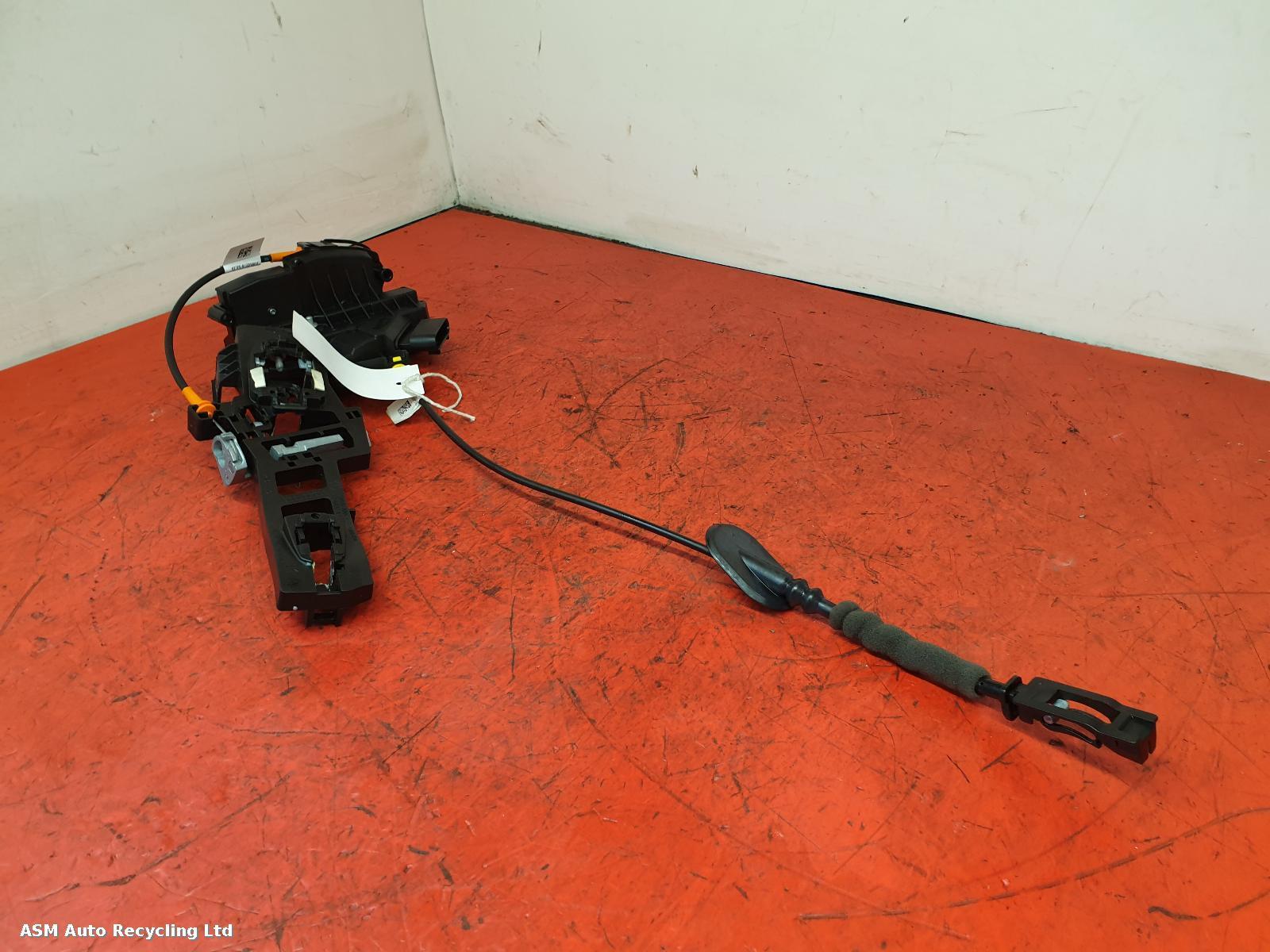 View Auto part Door Lock Assembly Ford Ecosport 2019