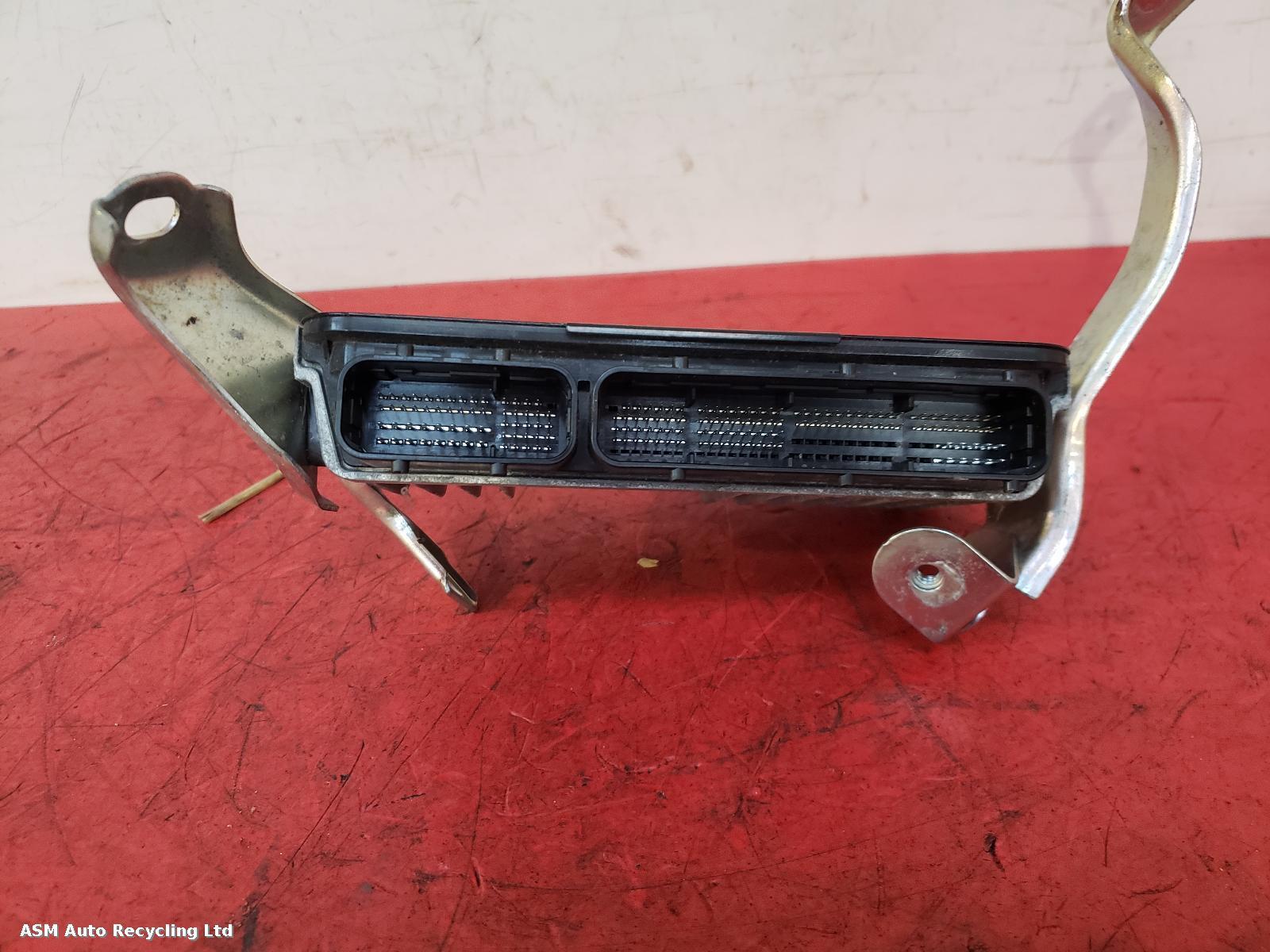 View Auto part ECU Toyota Prius 2019