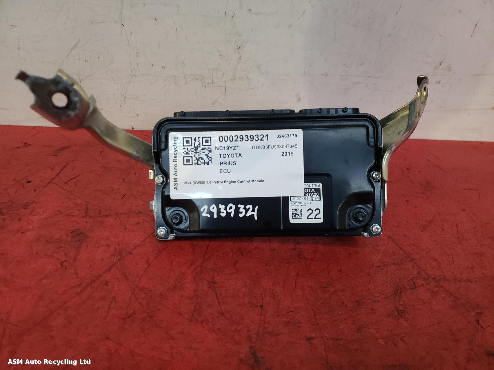 View Auto part ECU Toyota Prius 2019