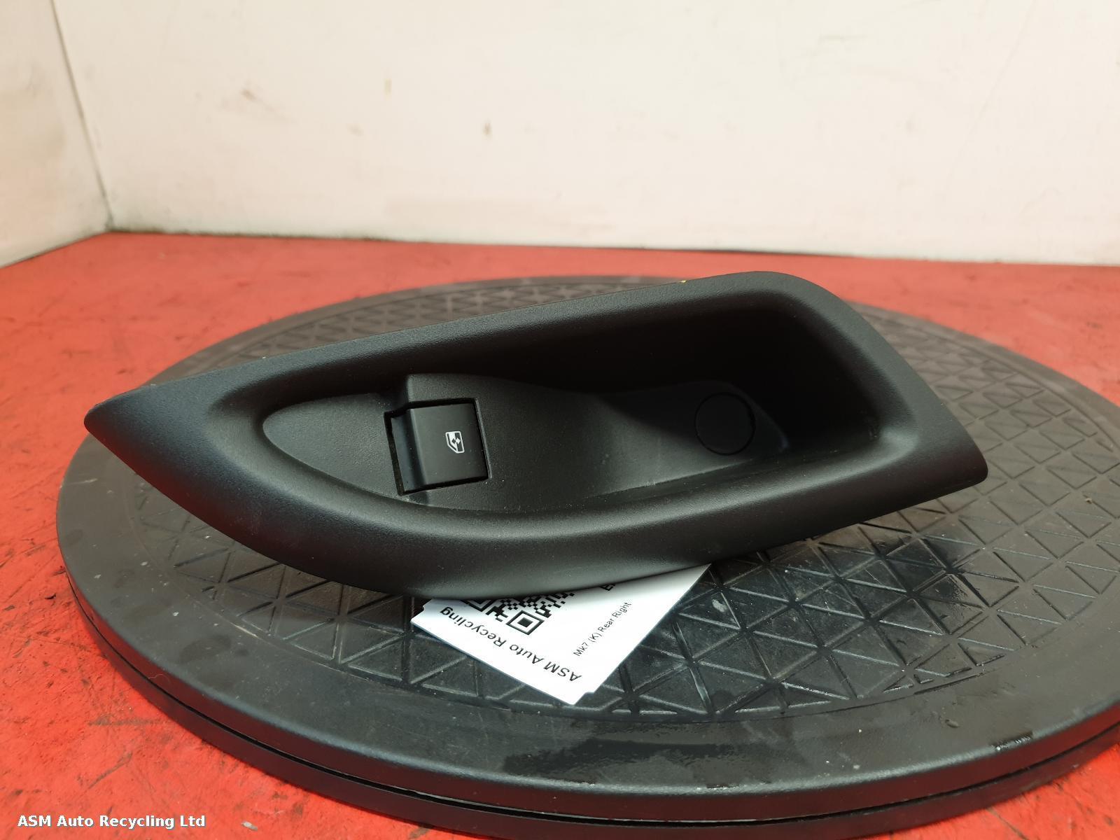 View Auto part Elect. Window Switch Vauxhall Astra 2016