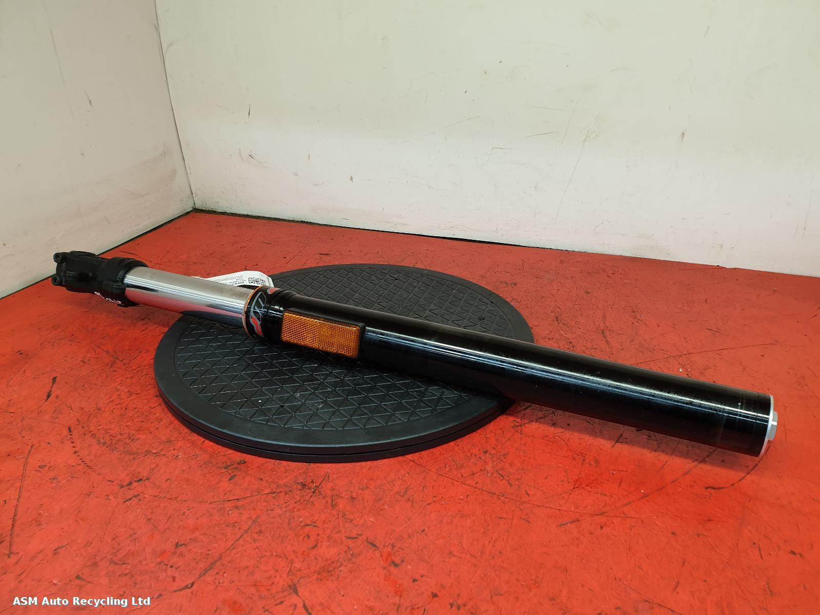 View Auto part R Front Susp Complete Ktm 390 Duke 2021