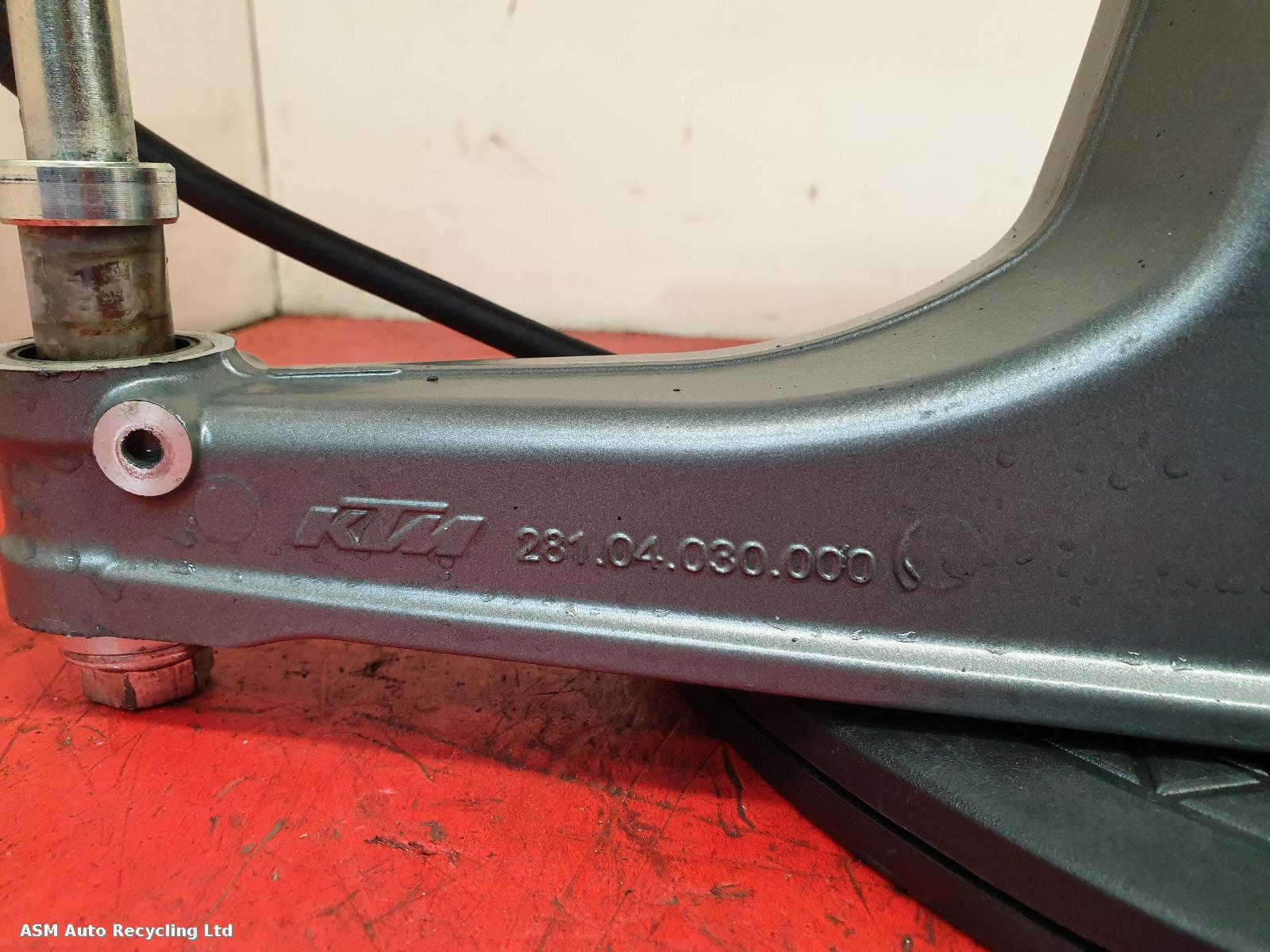 View Auto part Swing Arm Ktm 390 Duke 2021