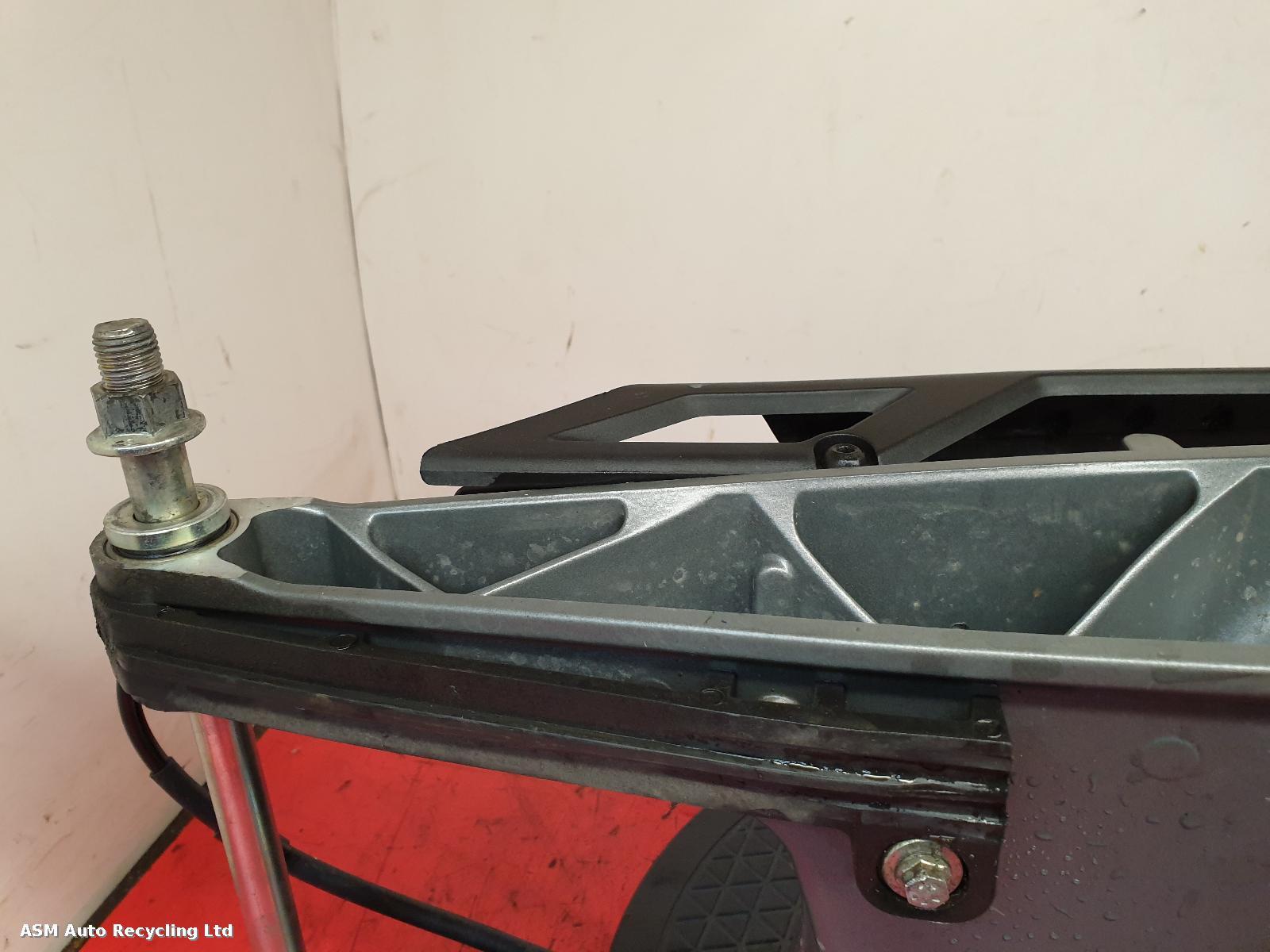 View Auto part Swing Arm Ktm 390 Duke 2021