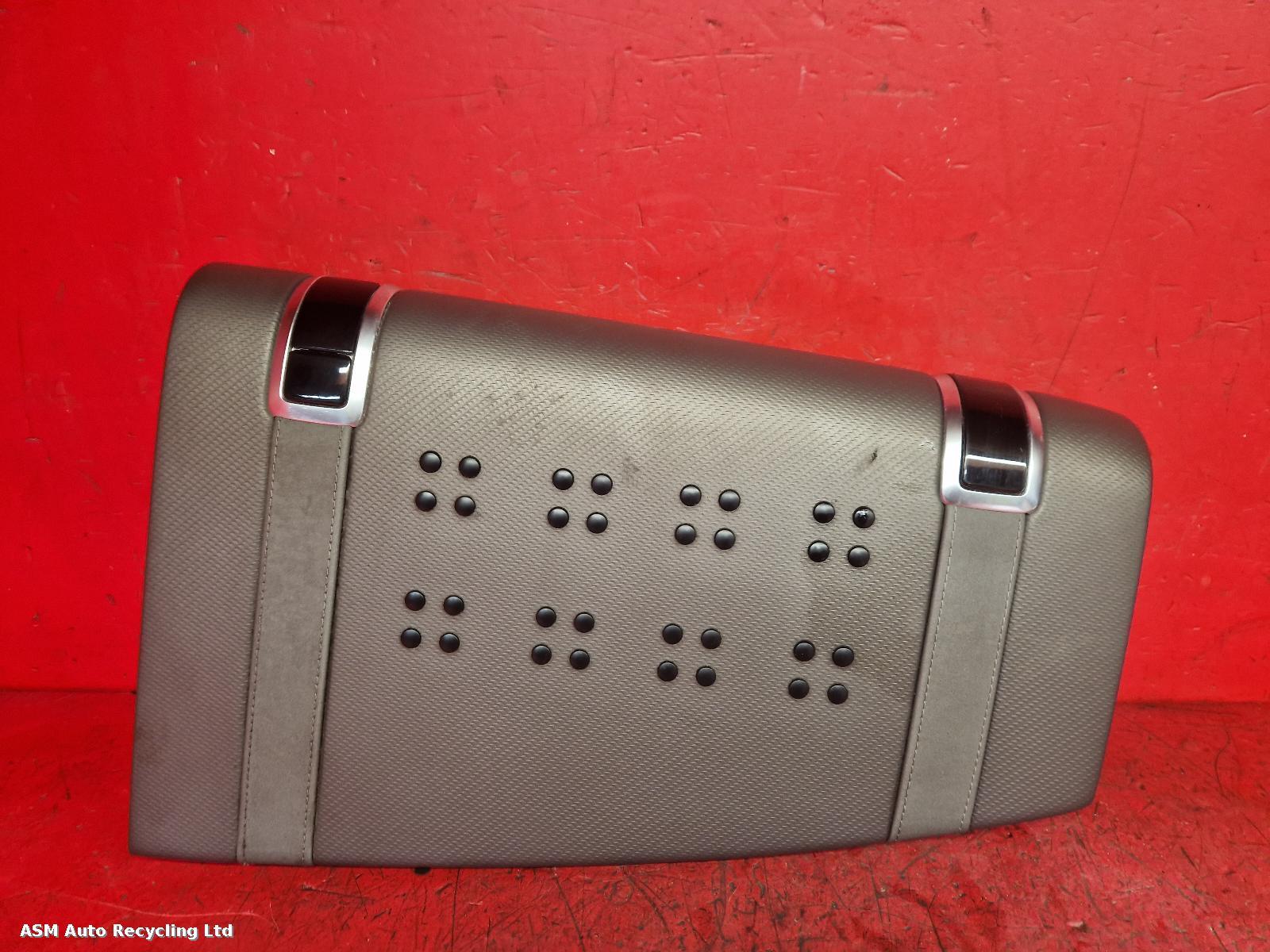 View Auto part Glove Box Citroen C4 Cactus 2016