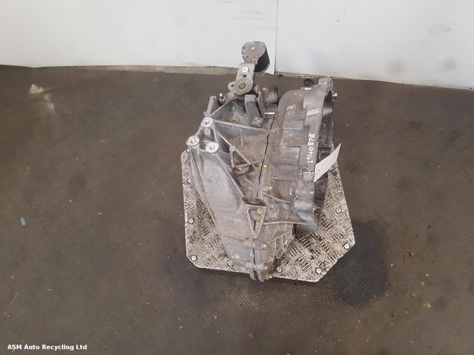 View Auto part Gearbox Mercedes Gla Class 2017