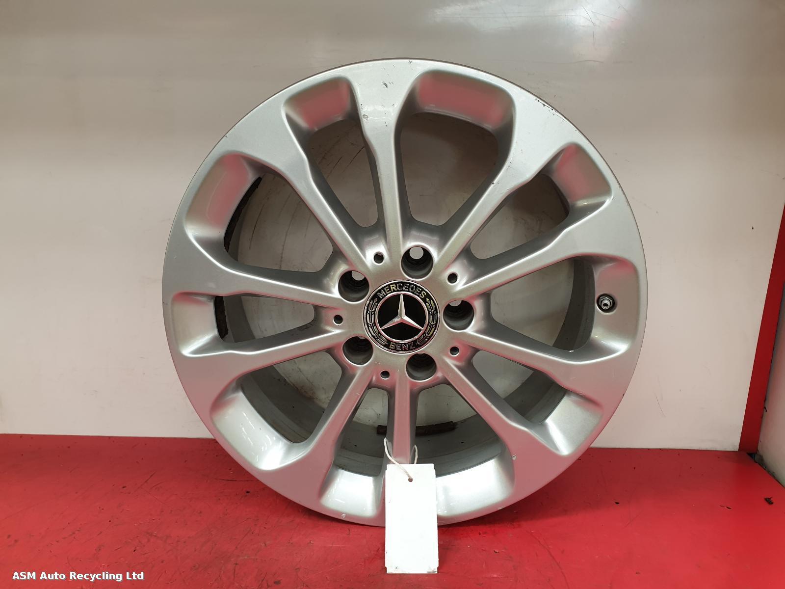 View Auto part Wheel Mercedes Gla Class 2017