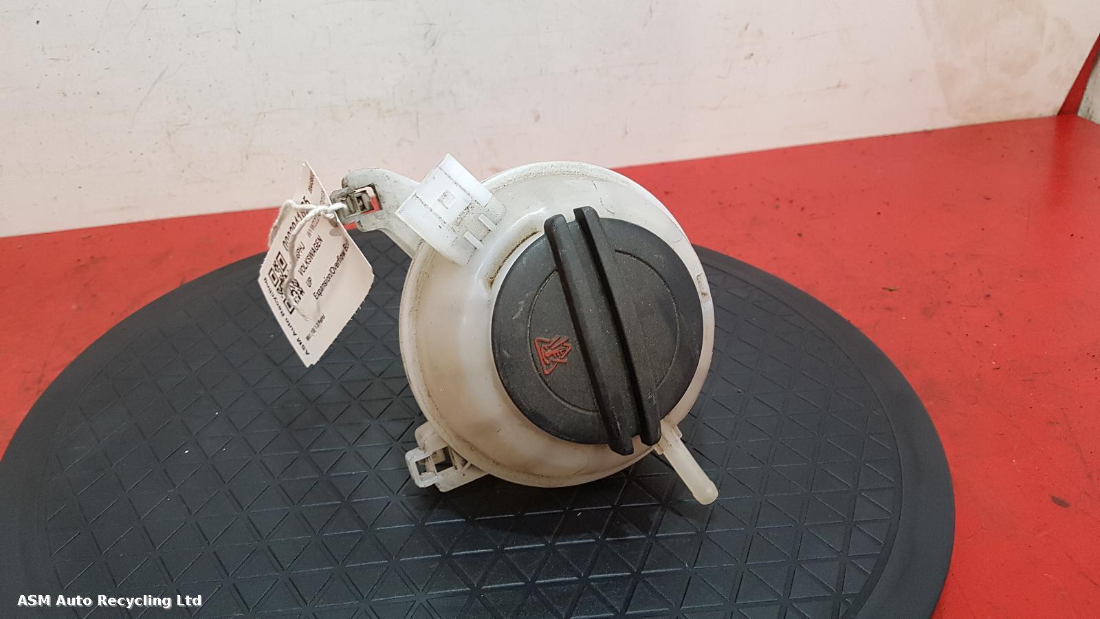 View Auto part Overflow Bottle Volkswagen Up 2016
