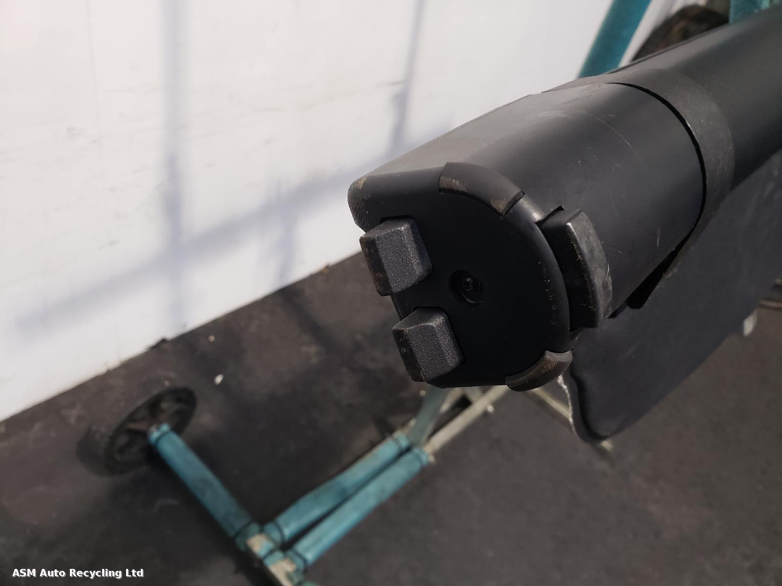 View Auto part Parcel Shelf Land Rover Freelander 2011