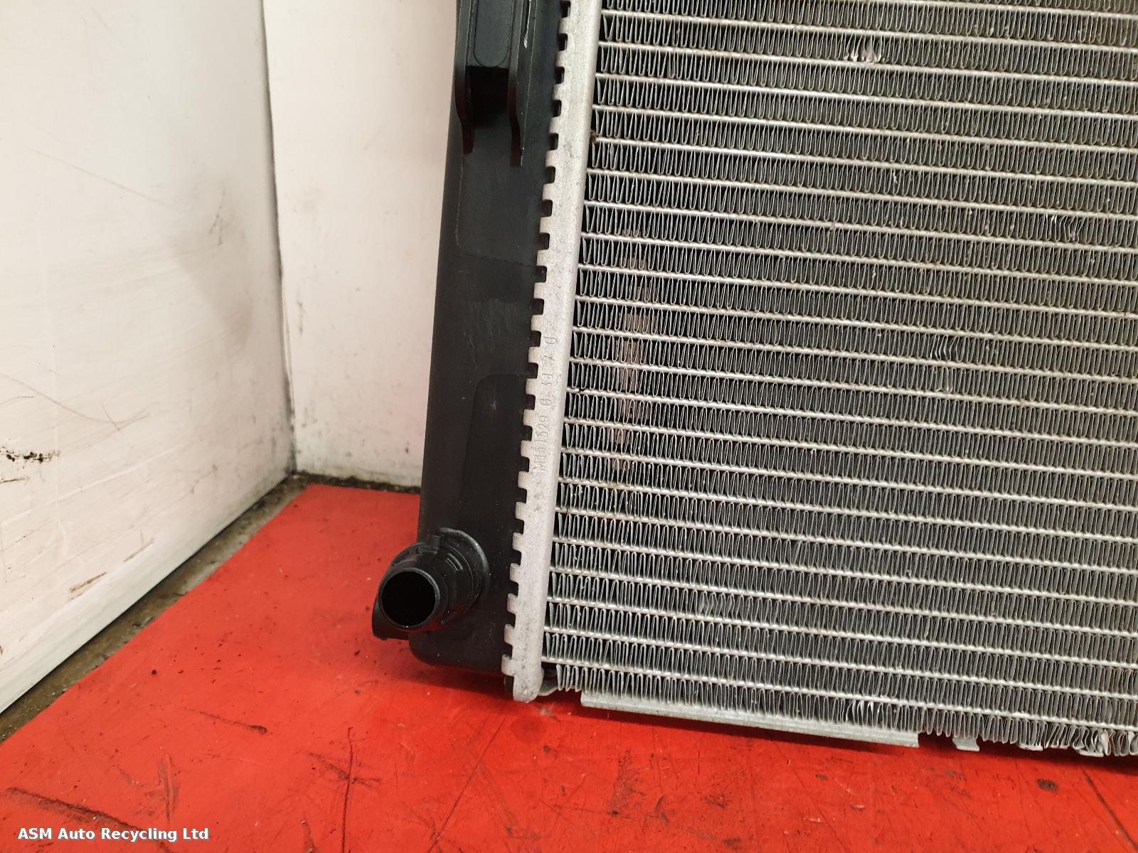 View Auto part Radiator Bmw 2 Series 2018