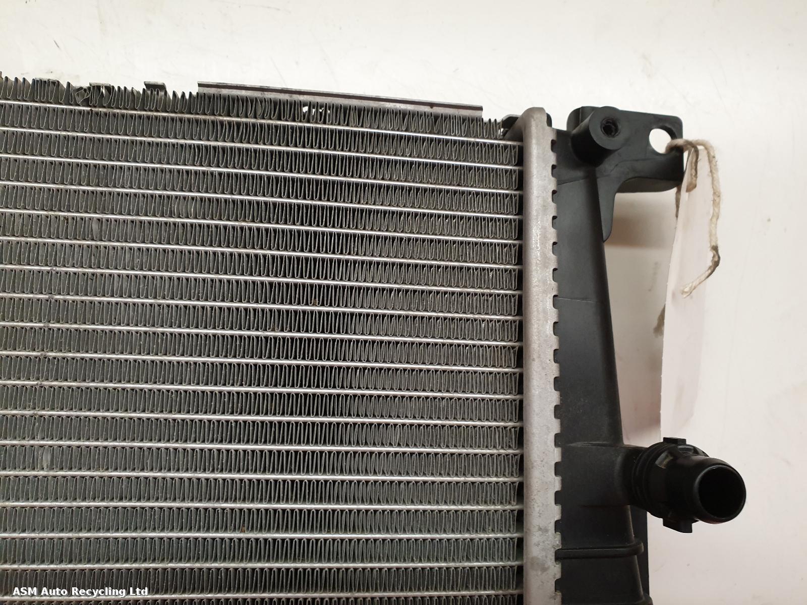 View Auto part Radiator Bmw 2 Series 2018