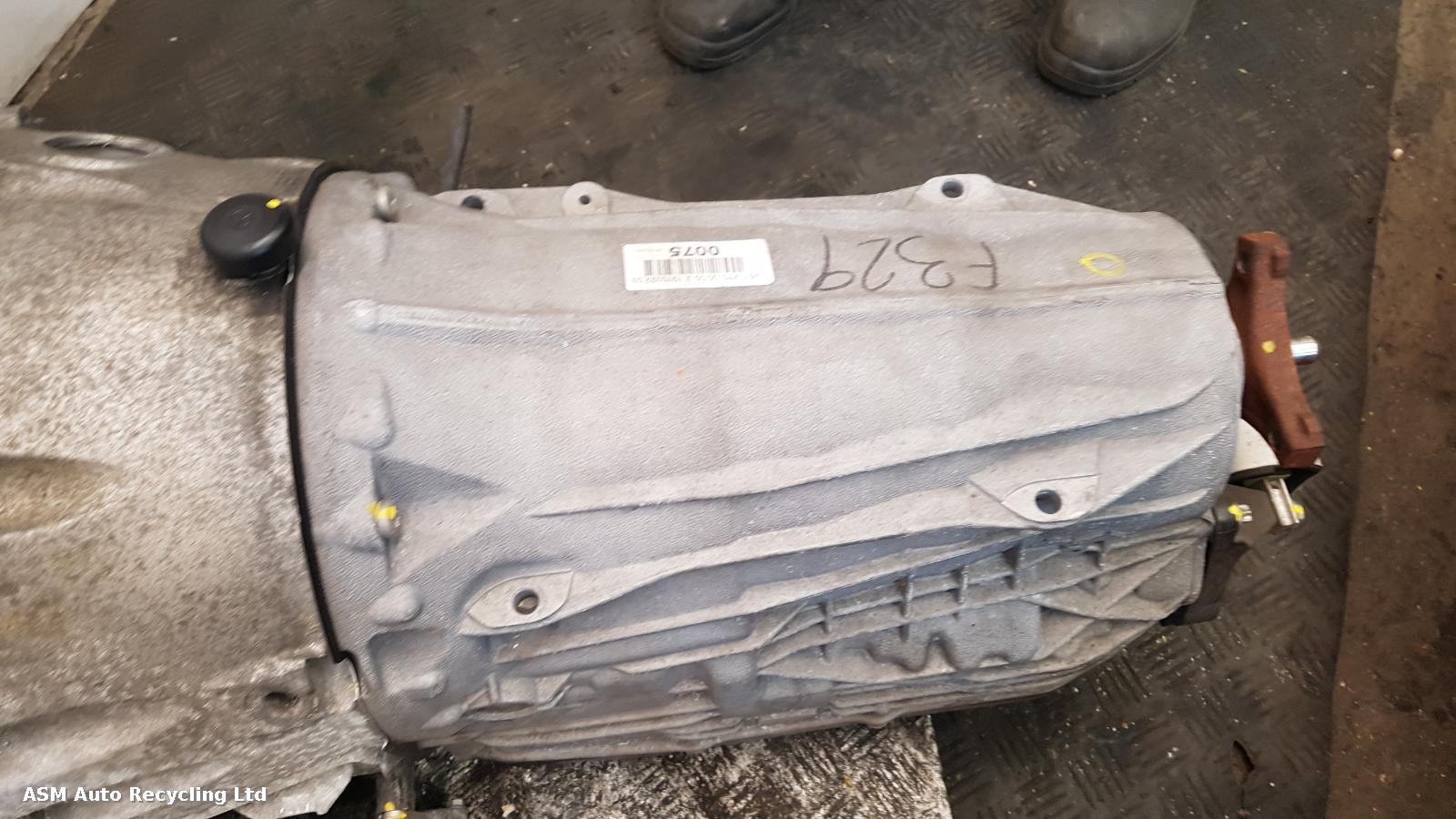 View Auto part Gearbox Mercedes C Class 2019
