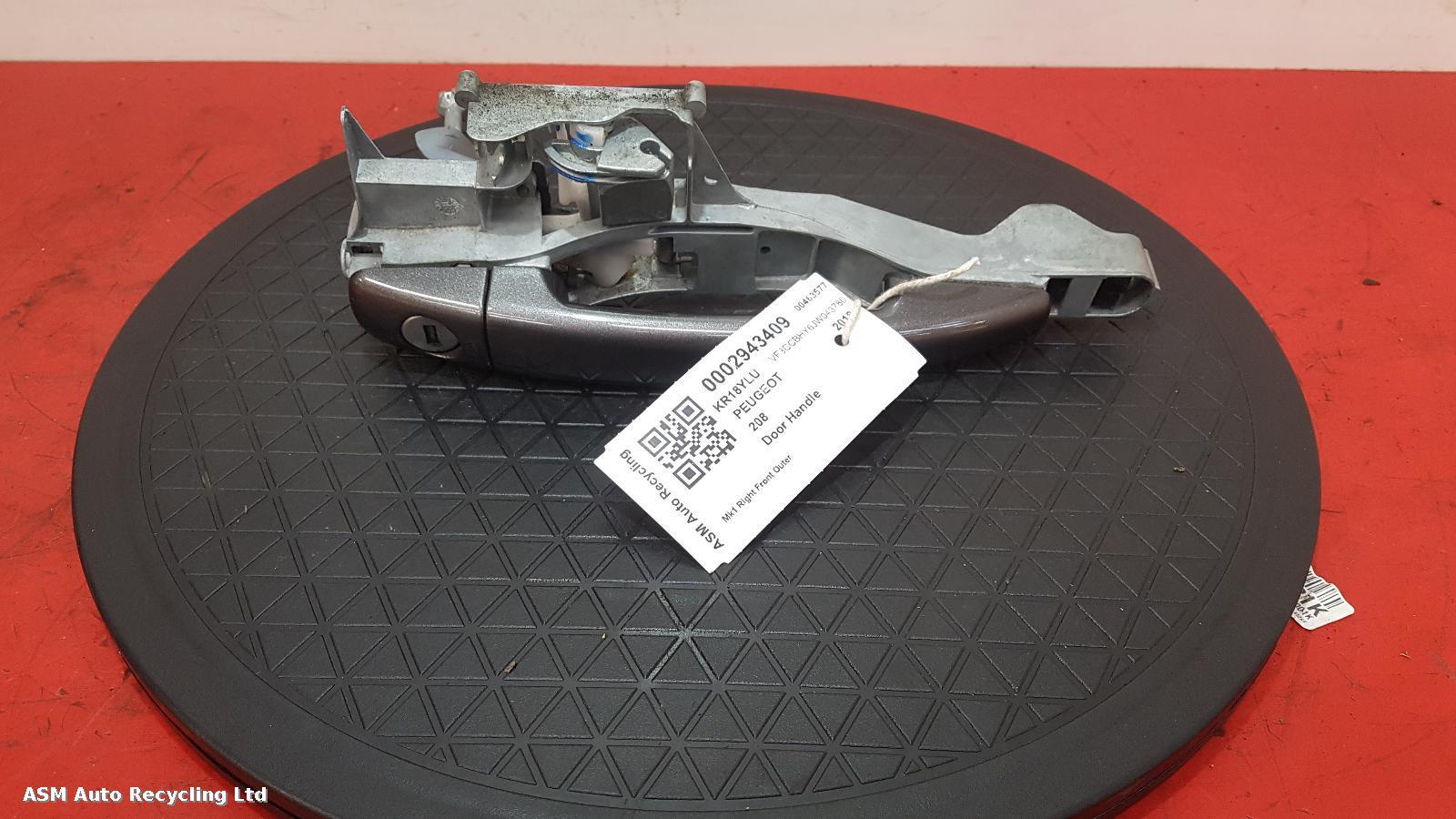 View Auto part Door Handle Peugeot 208 2018