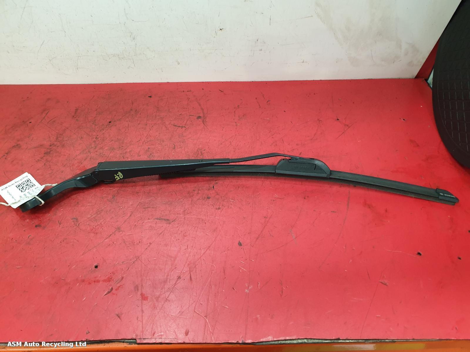 View Auto part Wiper Arm Mini (bmw) Mini 2015