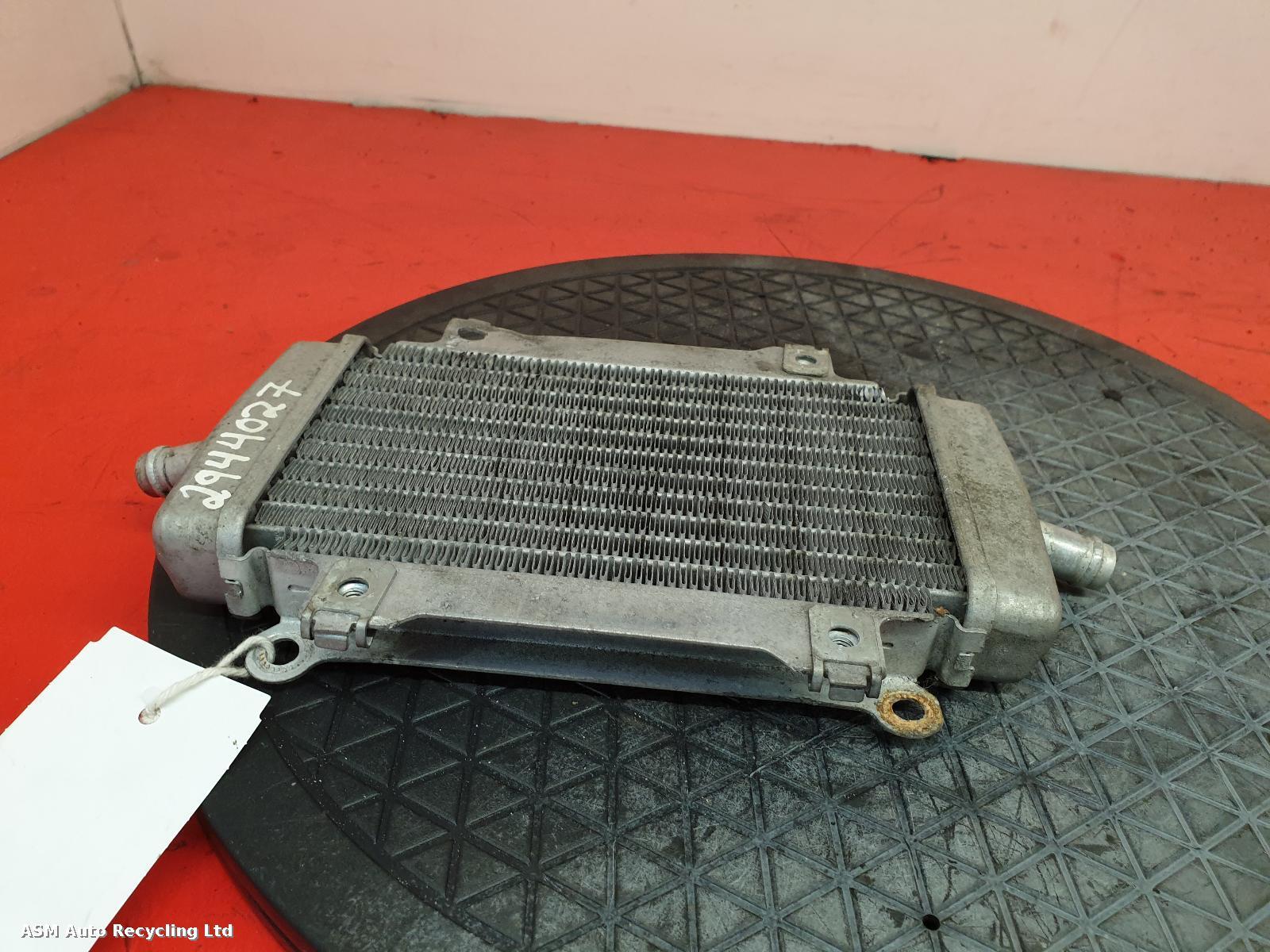 View Auto part Radiator Piaggio Vespa 2015